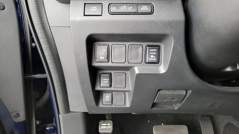 2023 Nissan Frontier SV 13