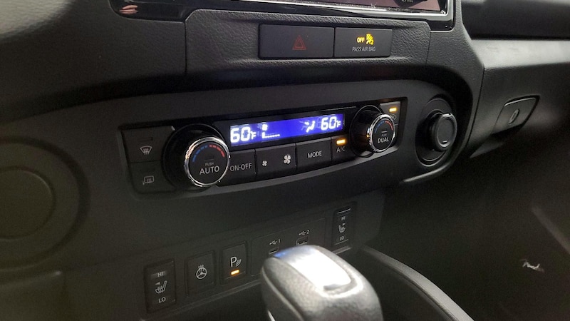 2023 Nissan Frontier SV 16