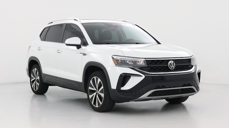 2022 Volkswagen Taos SE Hero Image