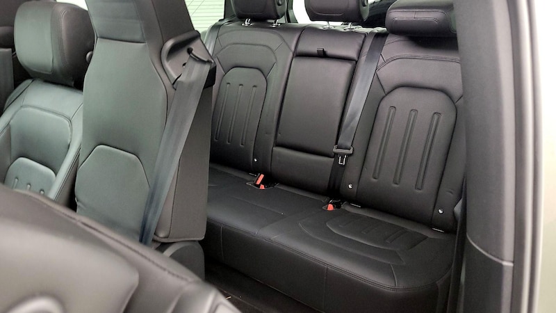 2021 Land Rover Defender First Edition 21