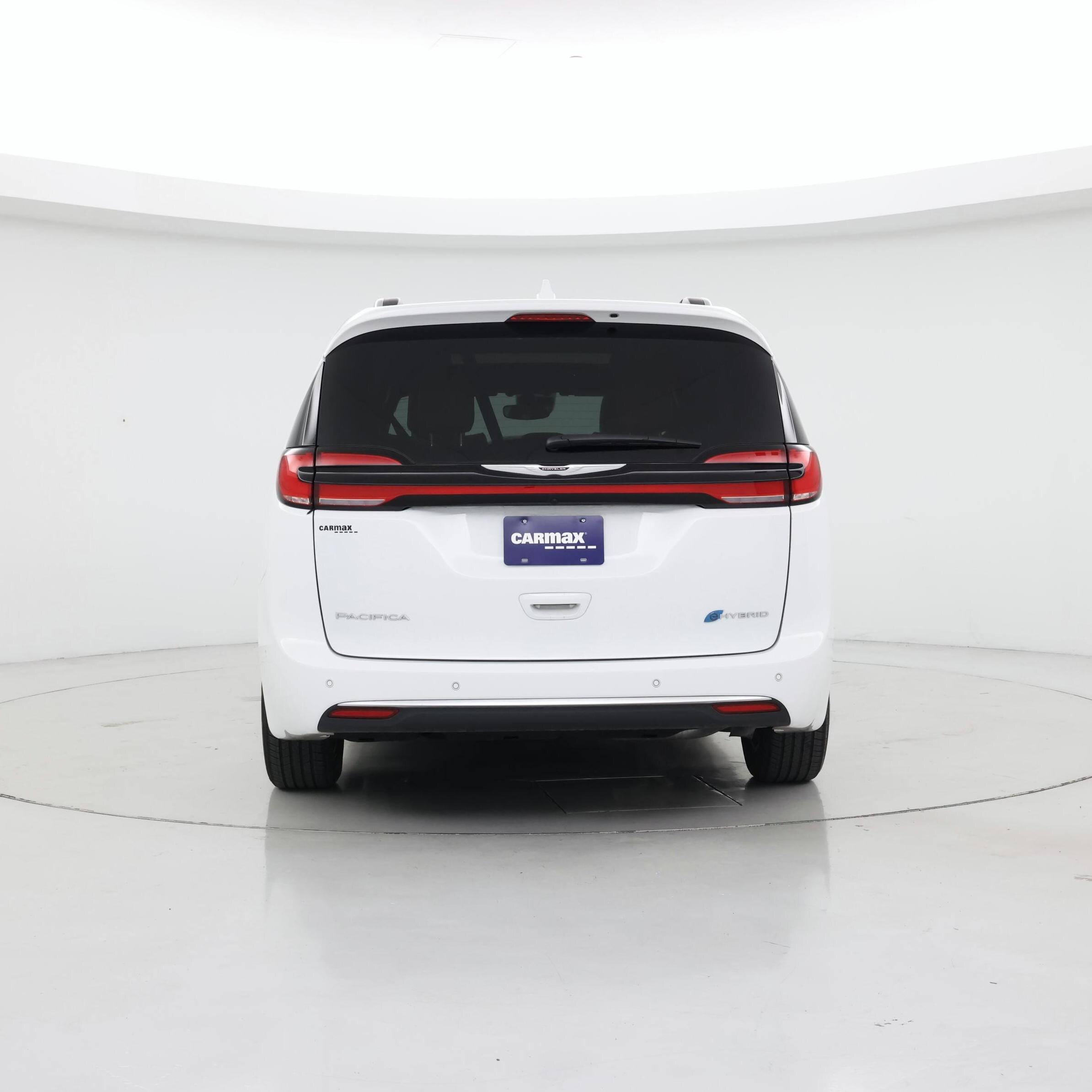 Thumbnail: 2022 Chrysler Pacifica - 6