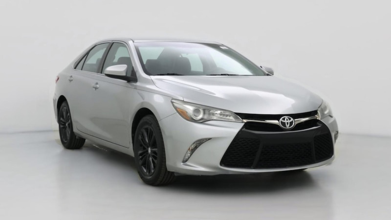 2017 Toyota Camry SE Hero Image