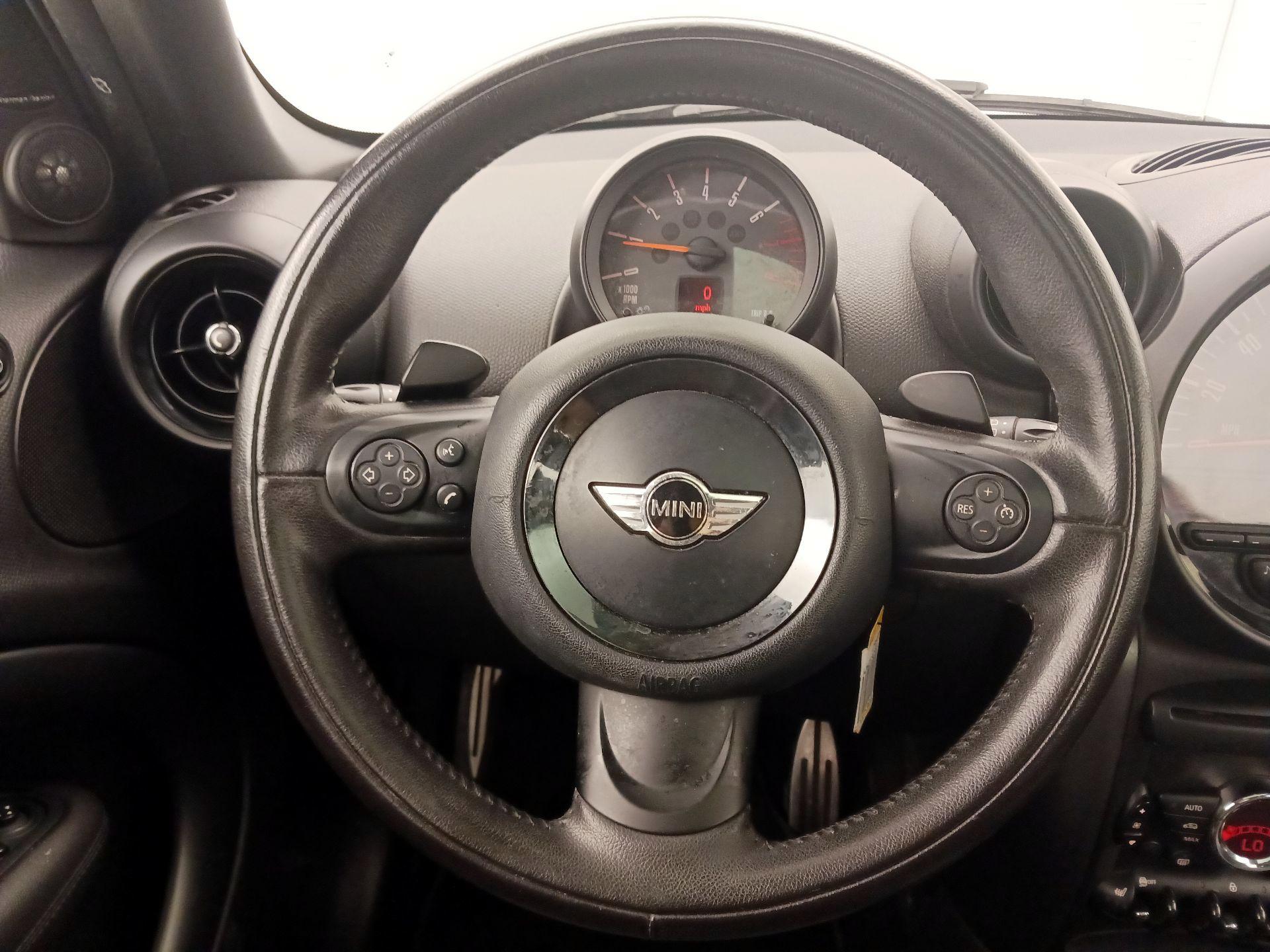 Thumbnail: 2016 MINI Cooper Countryman - 10