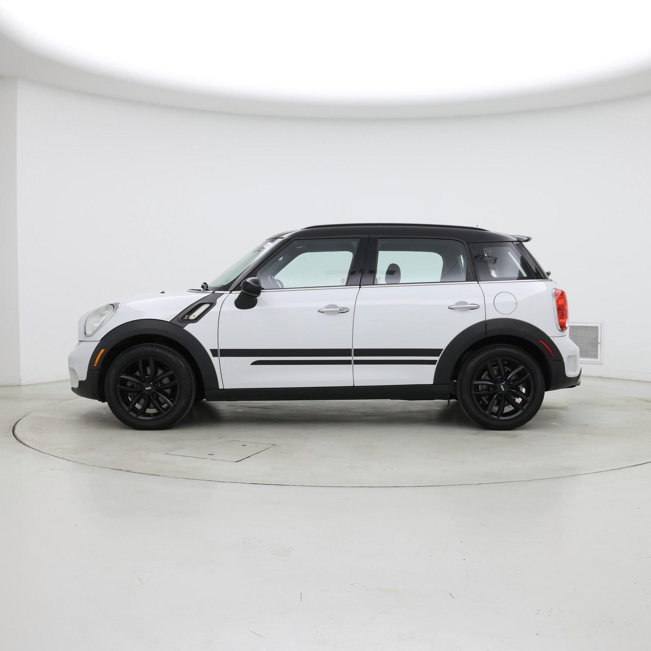 Thumbnail: 2016 MINI Cooper Countryman - 3