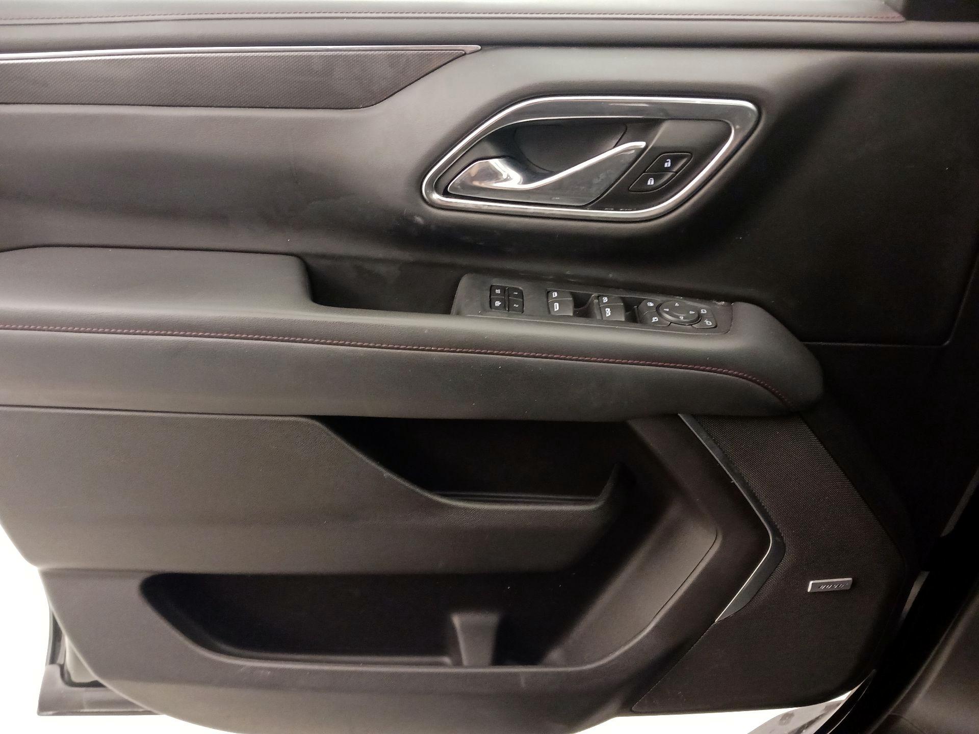 Thumbnail: 2021 Chevrolet Suburban - 12