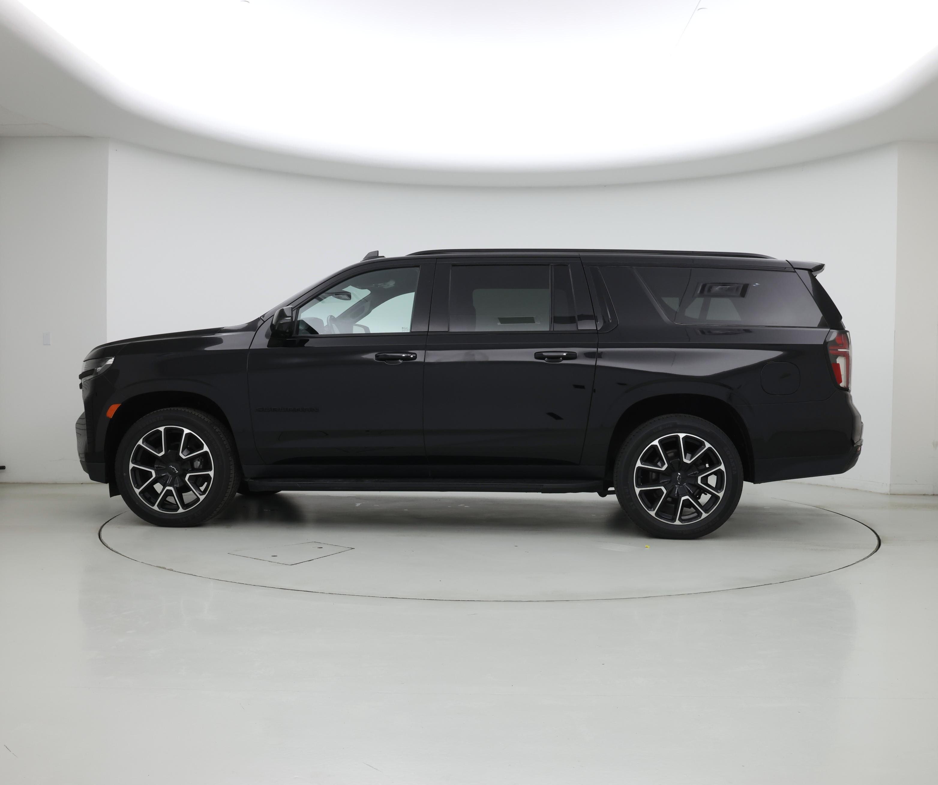 Thumbnail: 2021 Chevrolet Suburban - 3