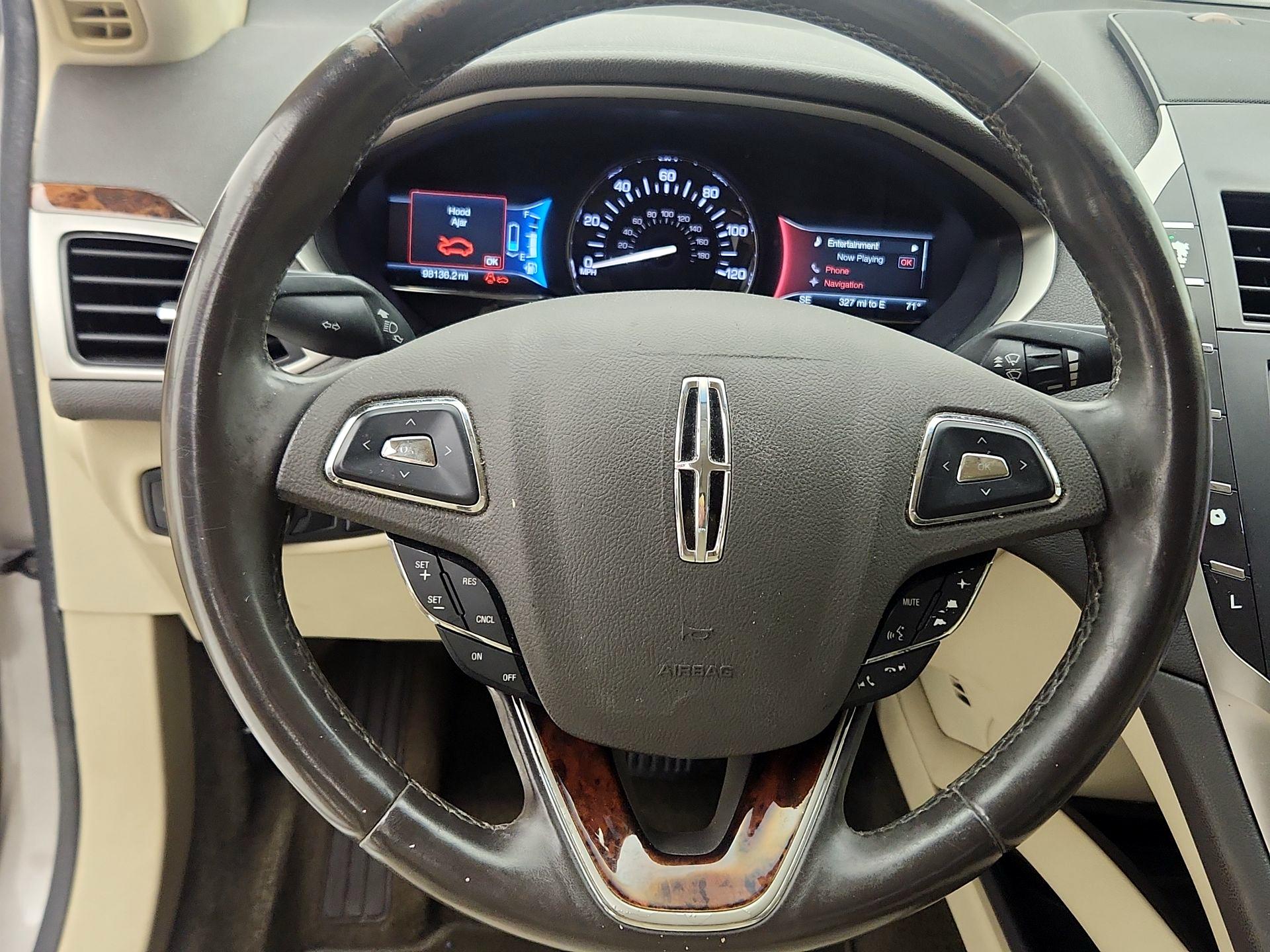 Thumbnail: 2015 Lincoln MKZ - 10