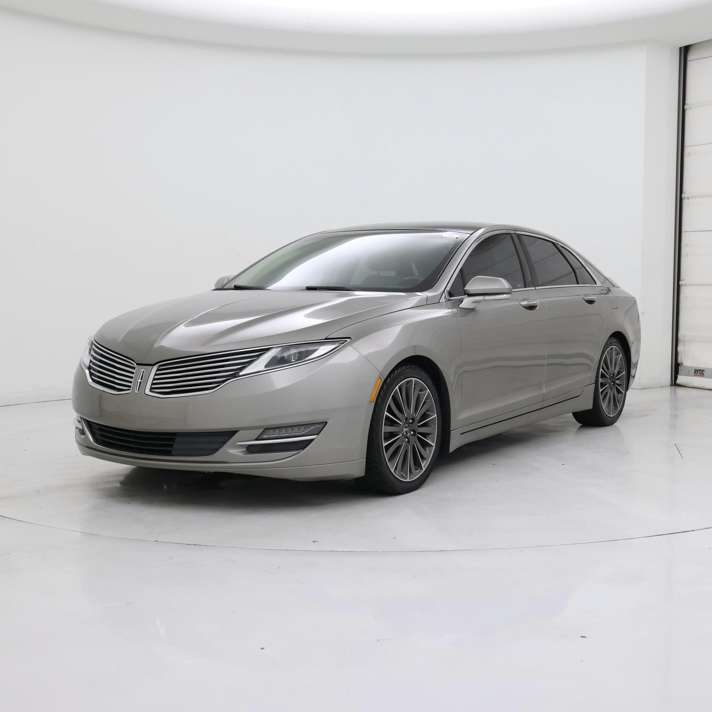 Thumbnail: 2015 Lincoln MKZ - 4
