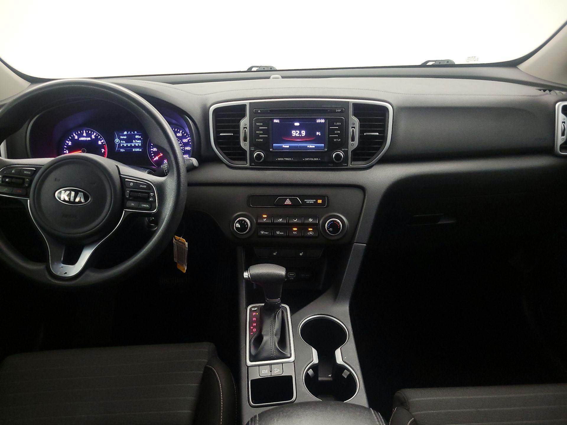 Thumbnail: 2017 Kia Sportage - 9