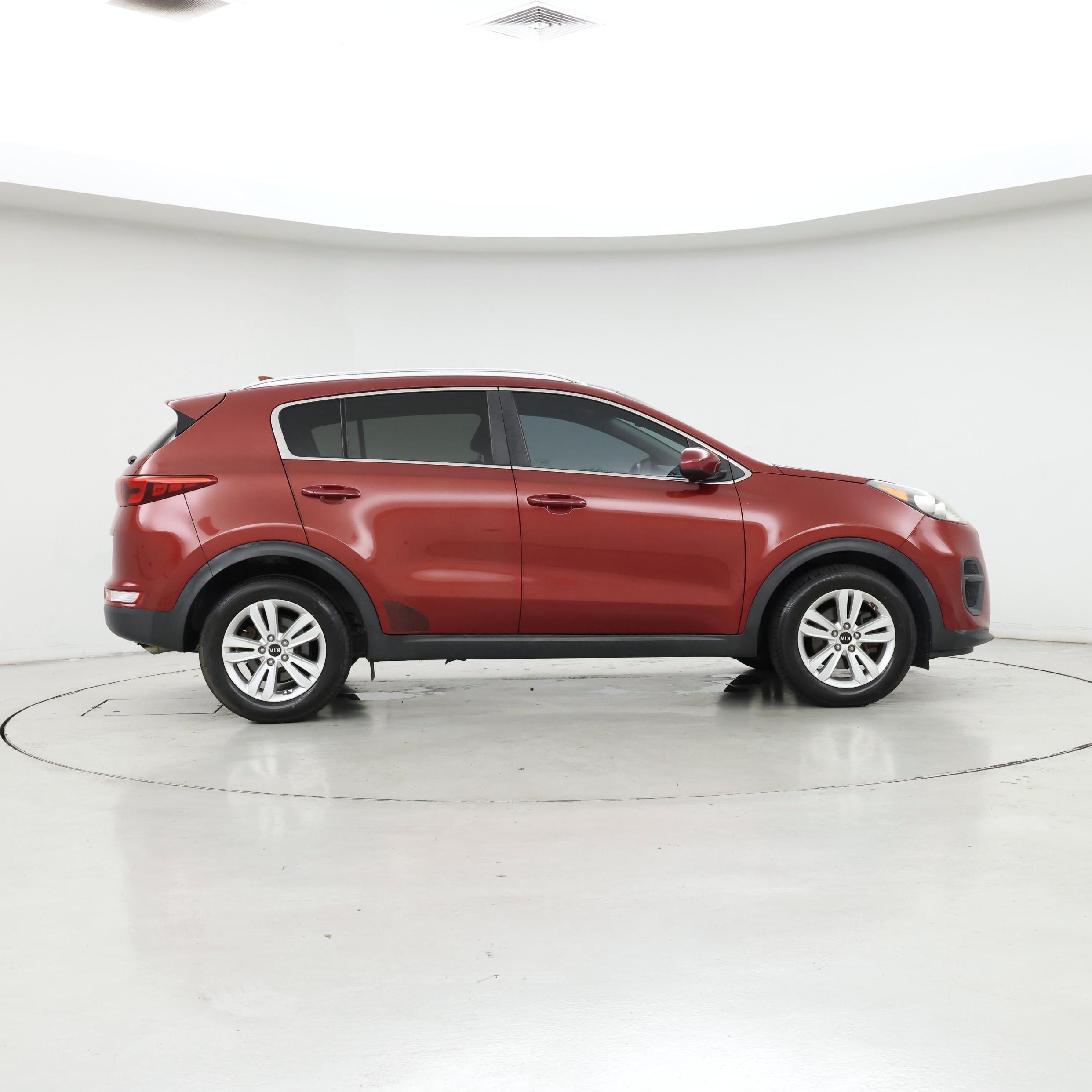 Thumbnail: 2017 Kia Sportage - 7