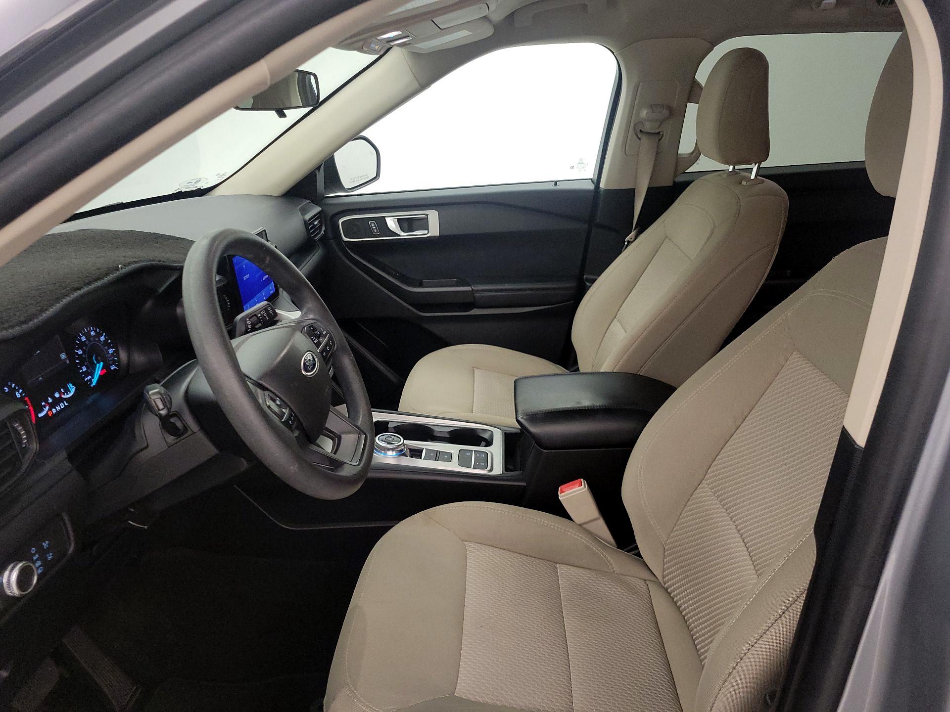 Thumbnail: 2022 Ford Explorer - 11