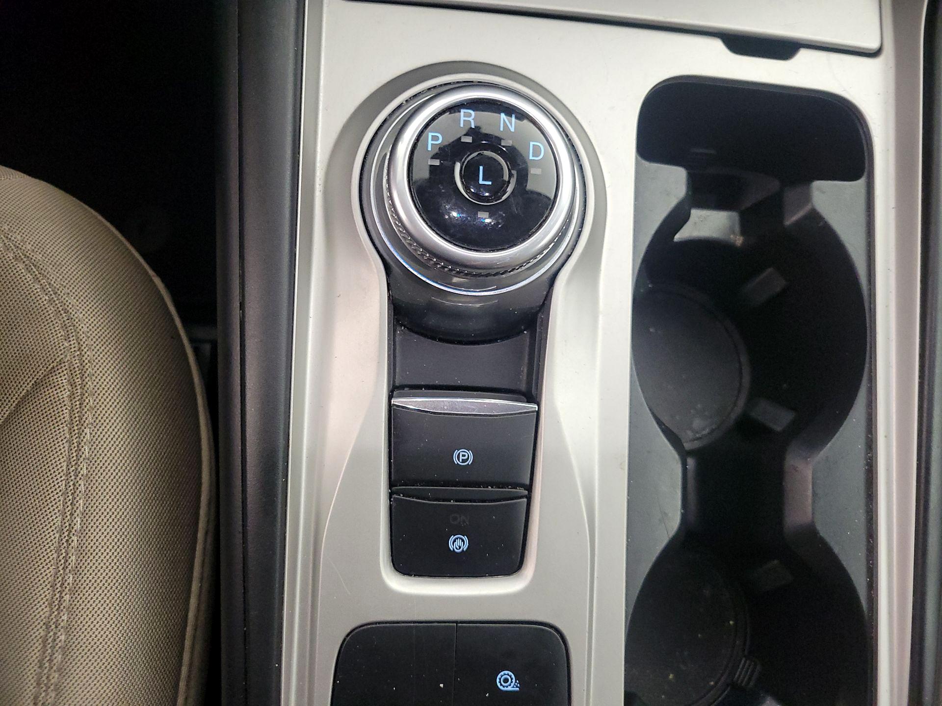 Thumbnail: 2022 Ford Explorer - 17