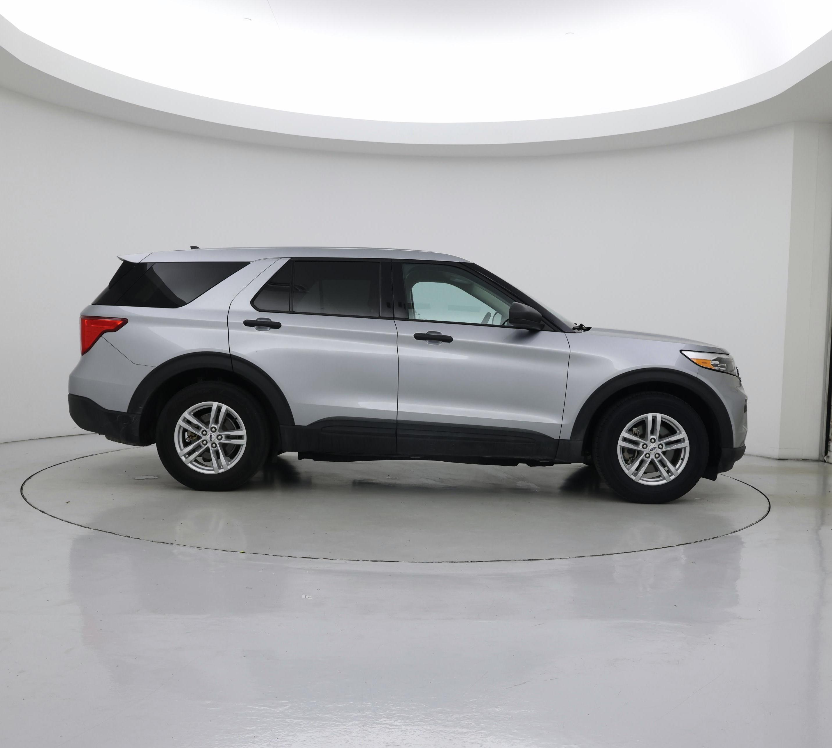 Thumbnail: 2022 Ford Explorer - 7