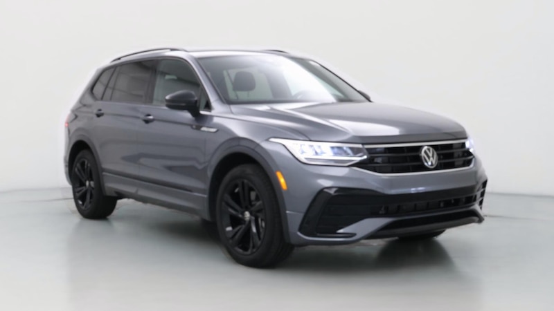 2023 Volkswagen Tiguan SE R-Line Black Hero Image