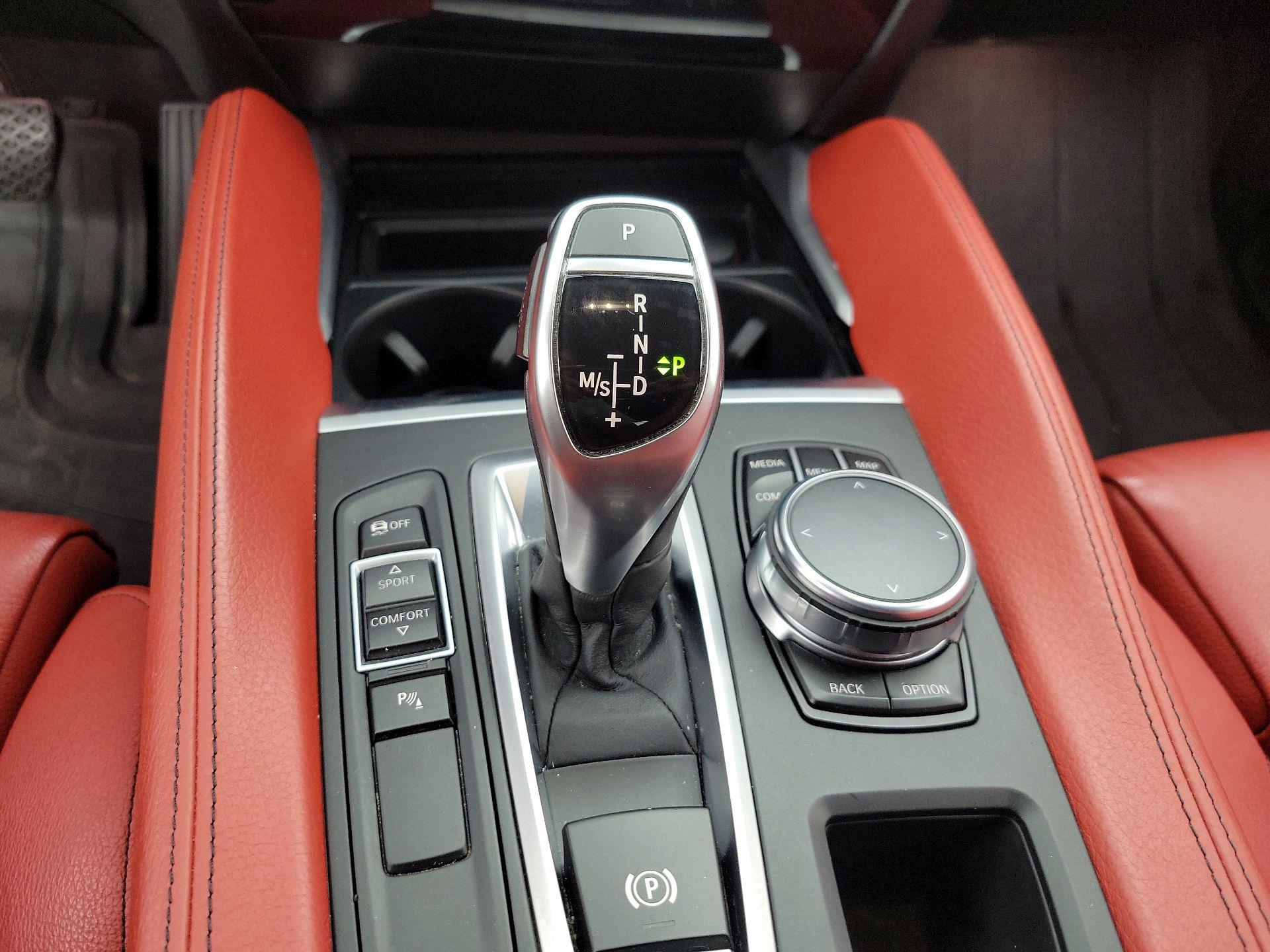 Thumbnail: 2018 BMW X6 - 18