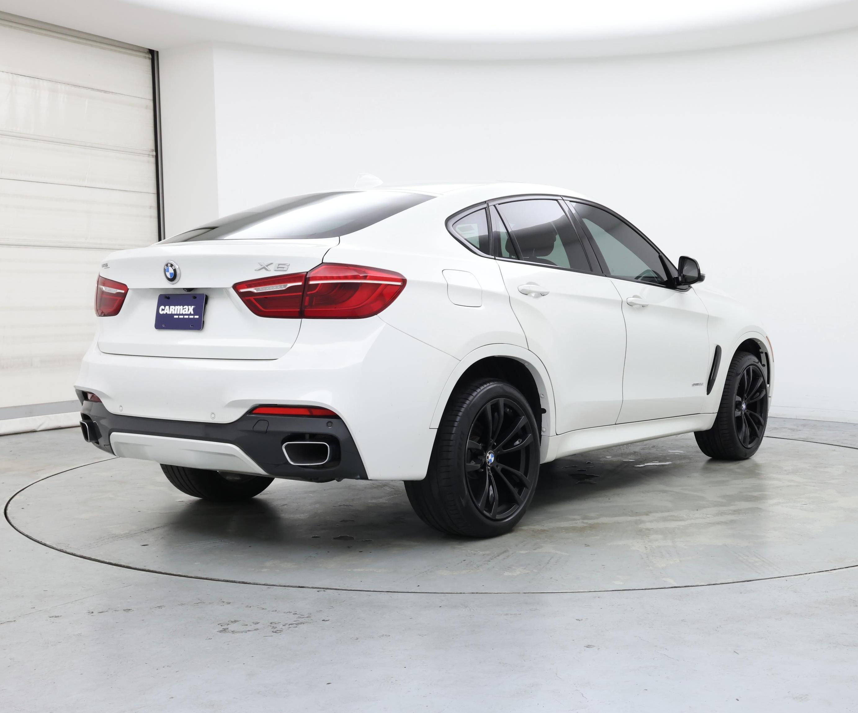Thumbnail: 2018 BMW X6 - 8