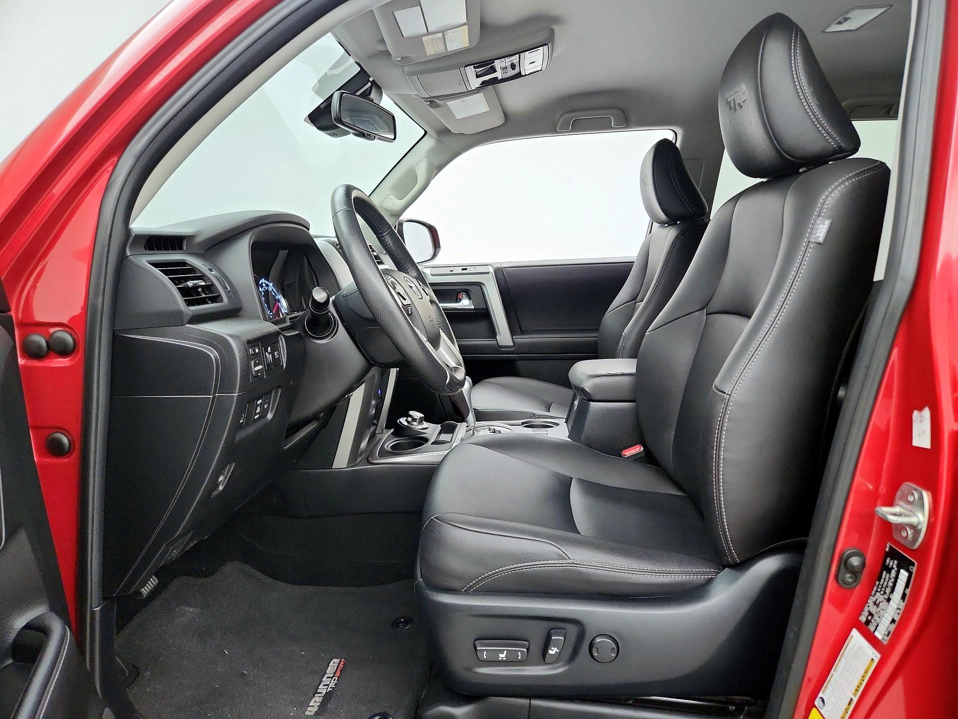 Thumbnail: 2022 Toyota 4Runner - 11