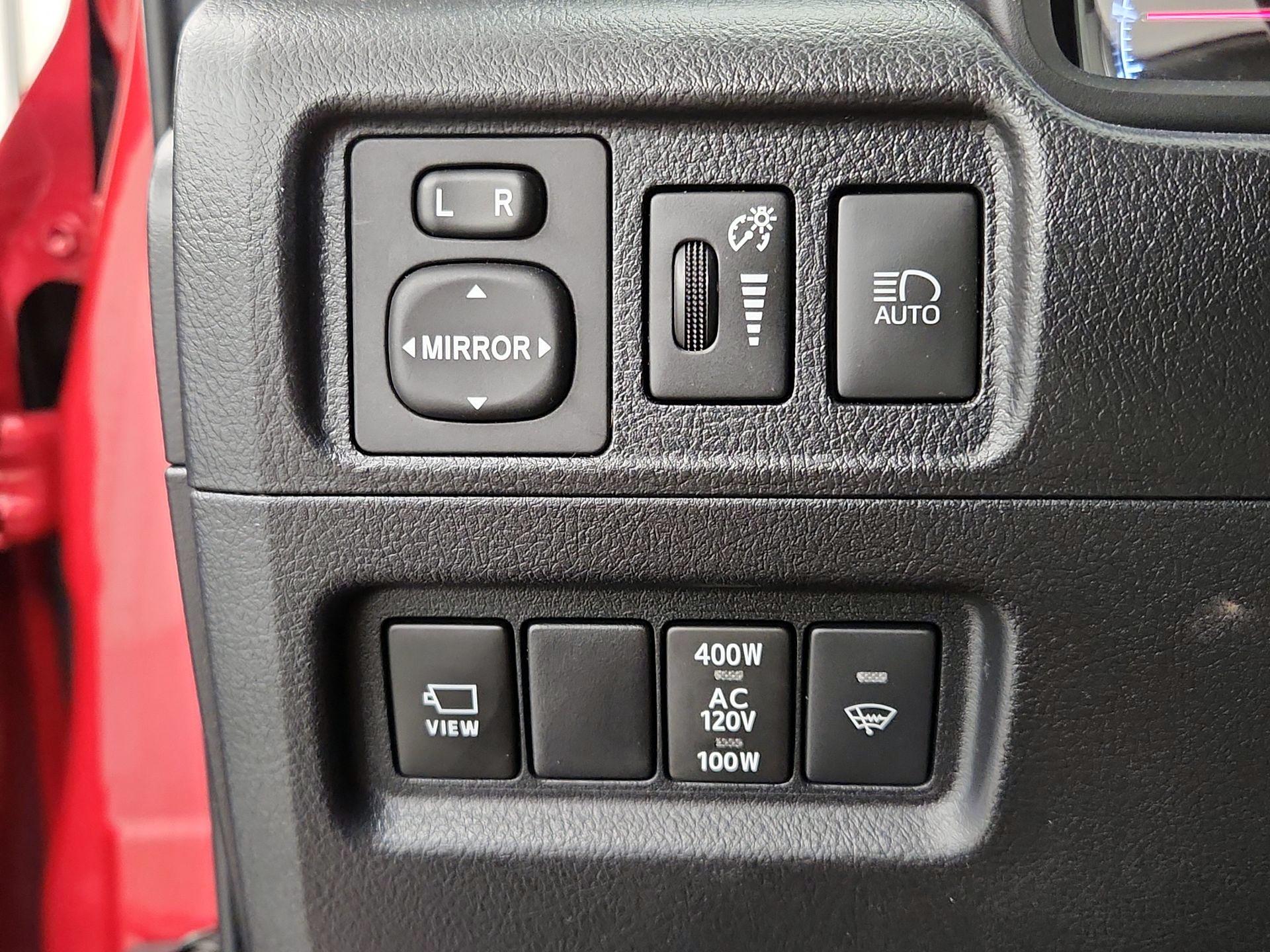 Thumbnail: 2022 Toyota 4Runner - 13