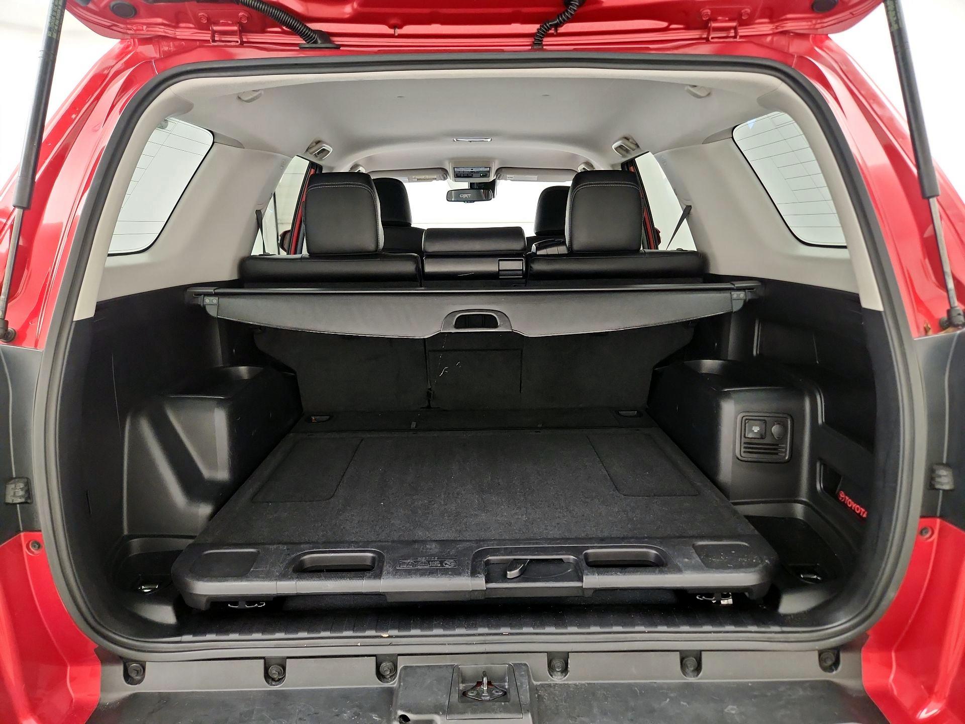 Thumbnail: 2022 Toyota 4Runner - 20