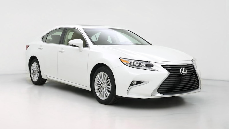 2016 Lexus ES 350 Hero Image