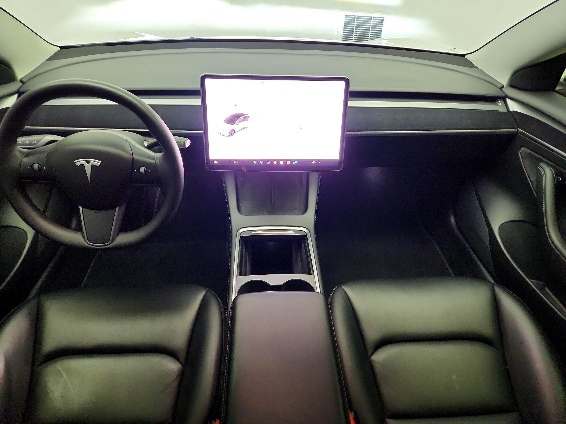 Thumbnail: 2022 Tesla Model 3 - 9