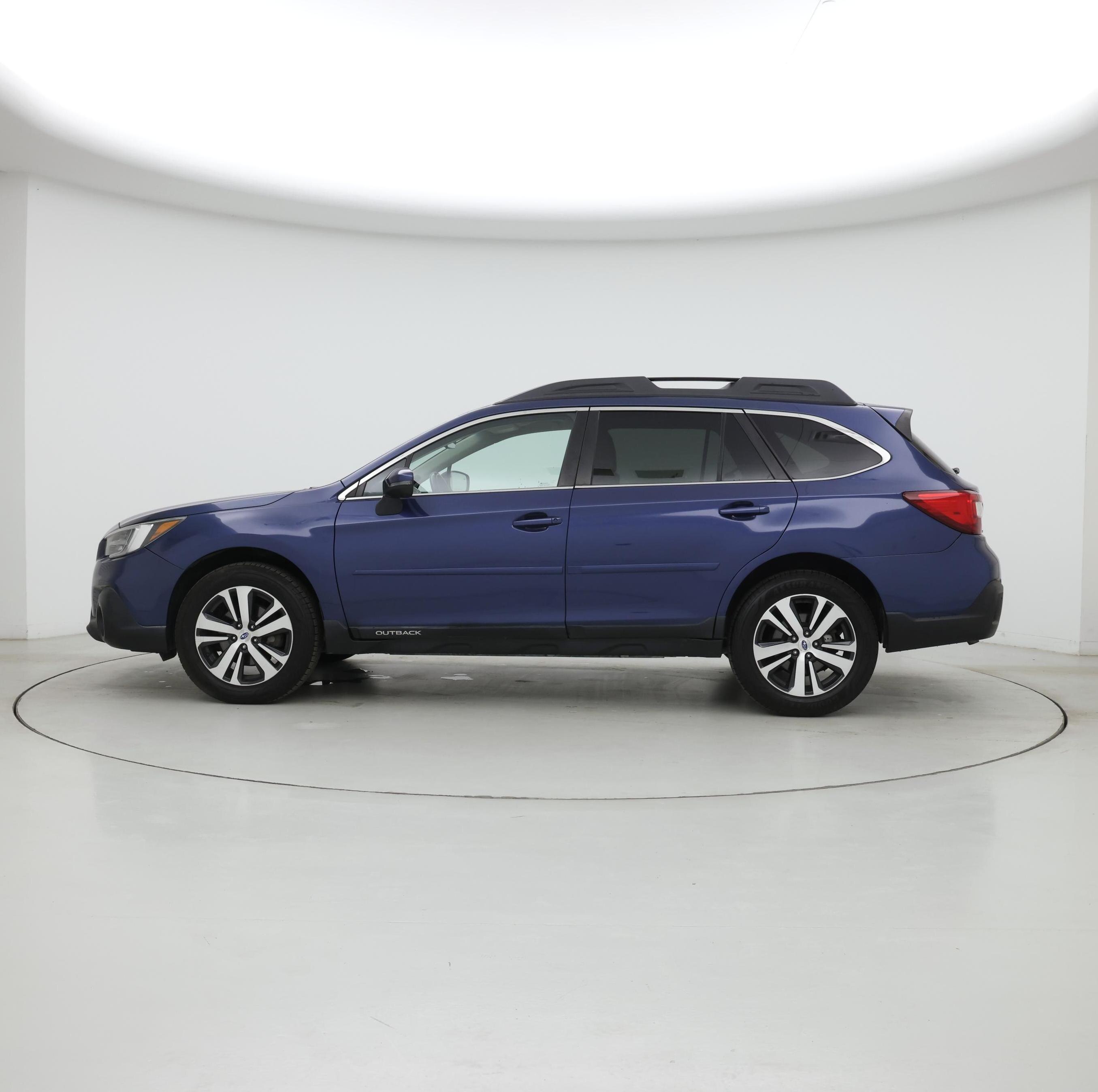Thumbnail: 2019 Subaru Outback - 3