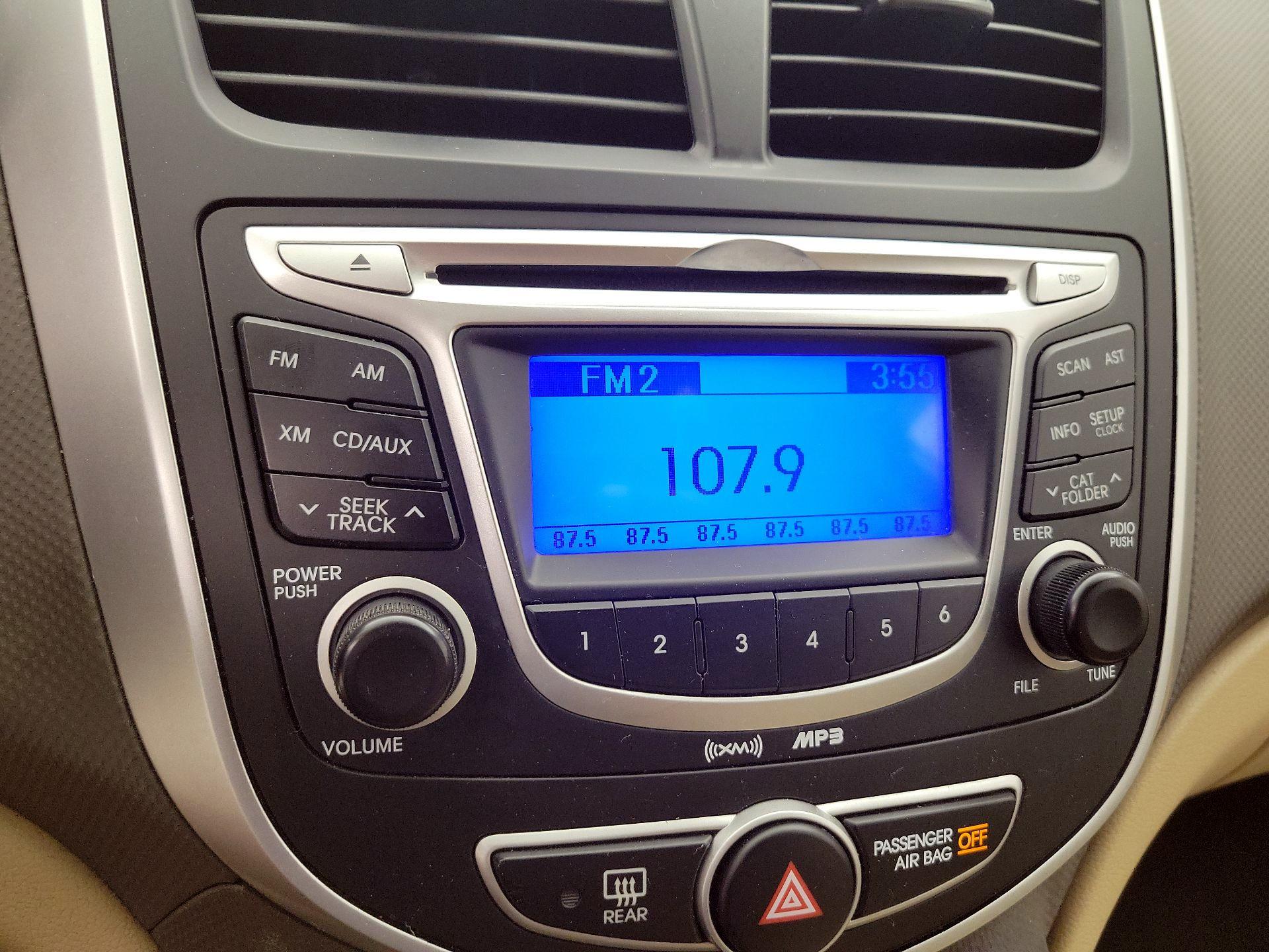 Thumbnail: 2013 Hyundai Accent - 14