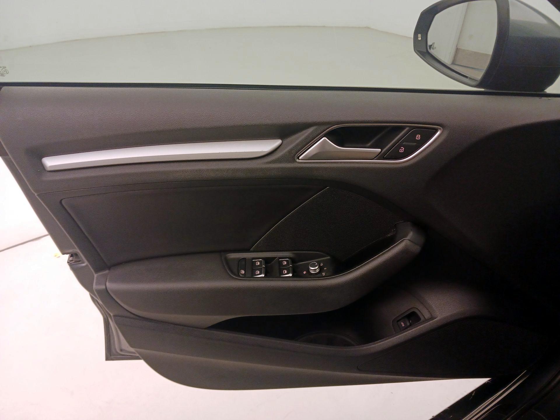 Thumbnail: 2016 Audi A3 - 12