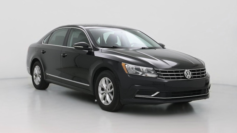 2017 Volkswagen Passat S Hero Image