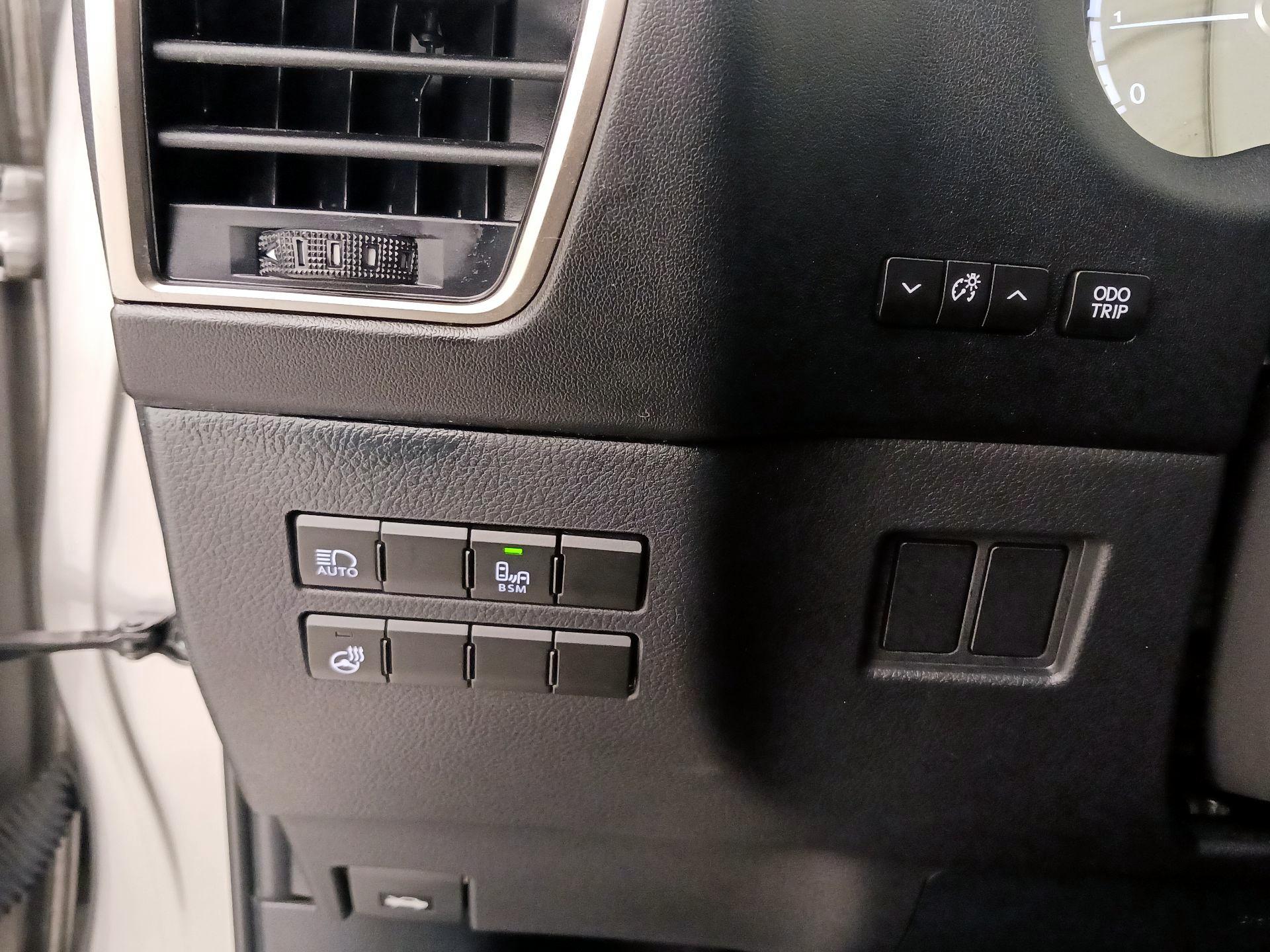 Thumbnail: 2021 Lexus NX - 11