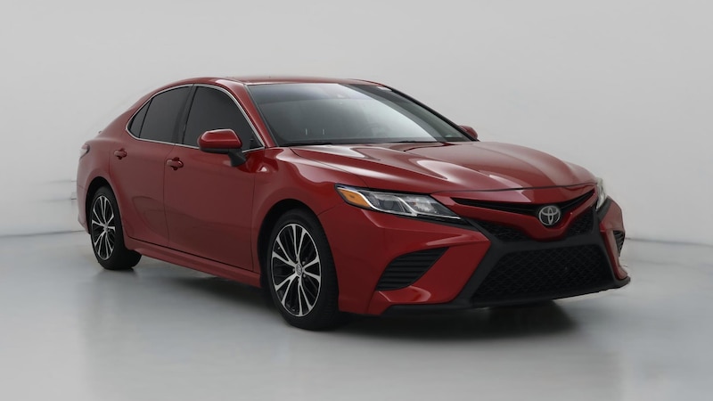 2019 Toyota Camry SE Hero Image