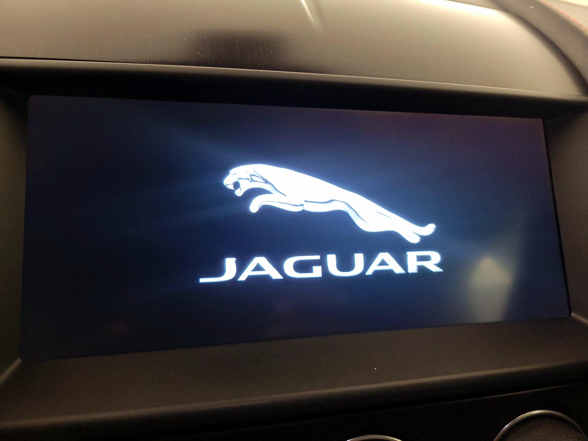 Thumbnail: 2020 Jaguar F-Type - 16