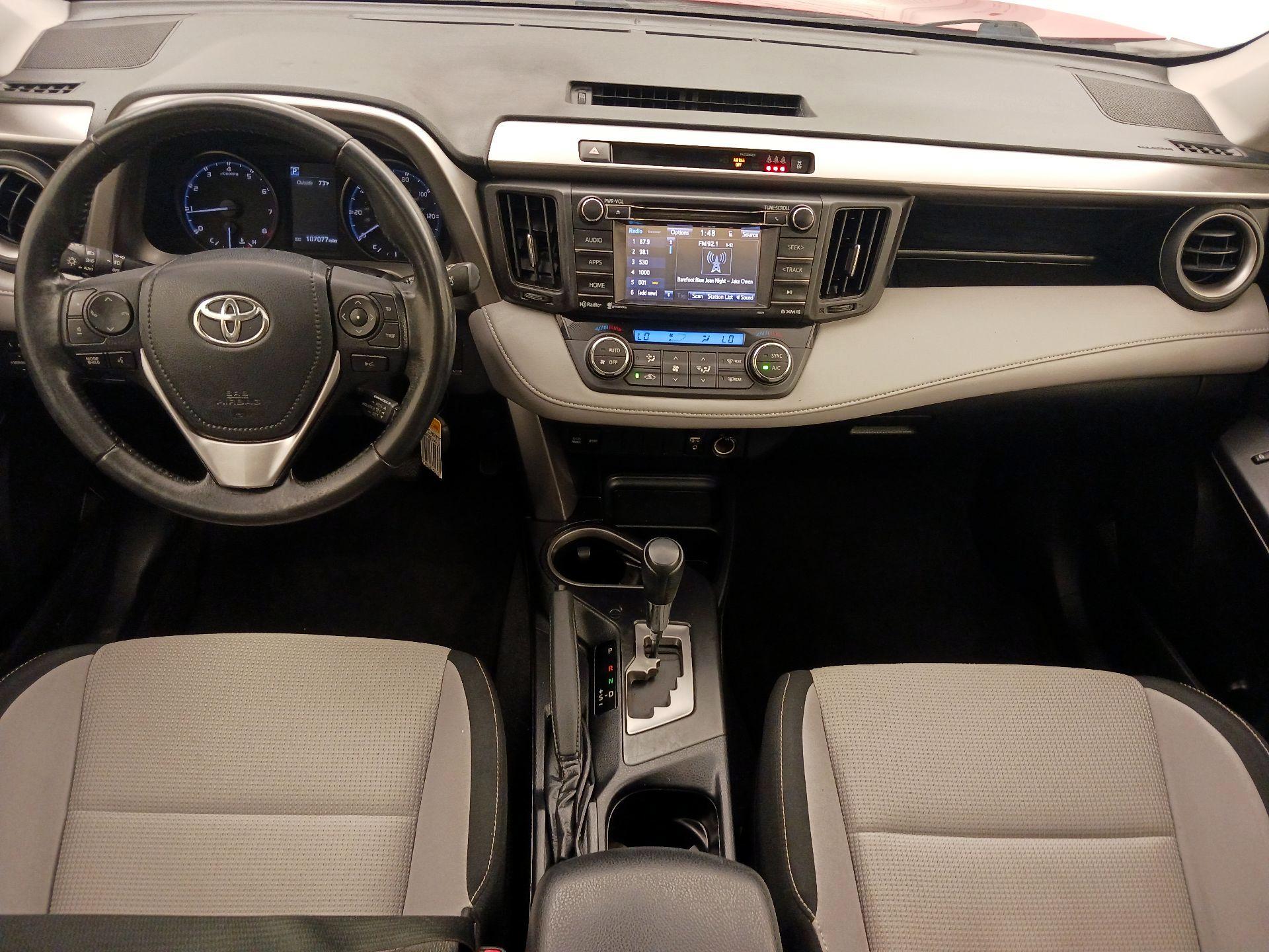 Thumbnail: 2017 Toyota RAV4 - 9