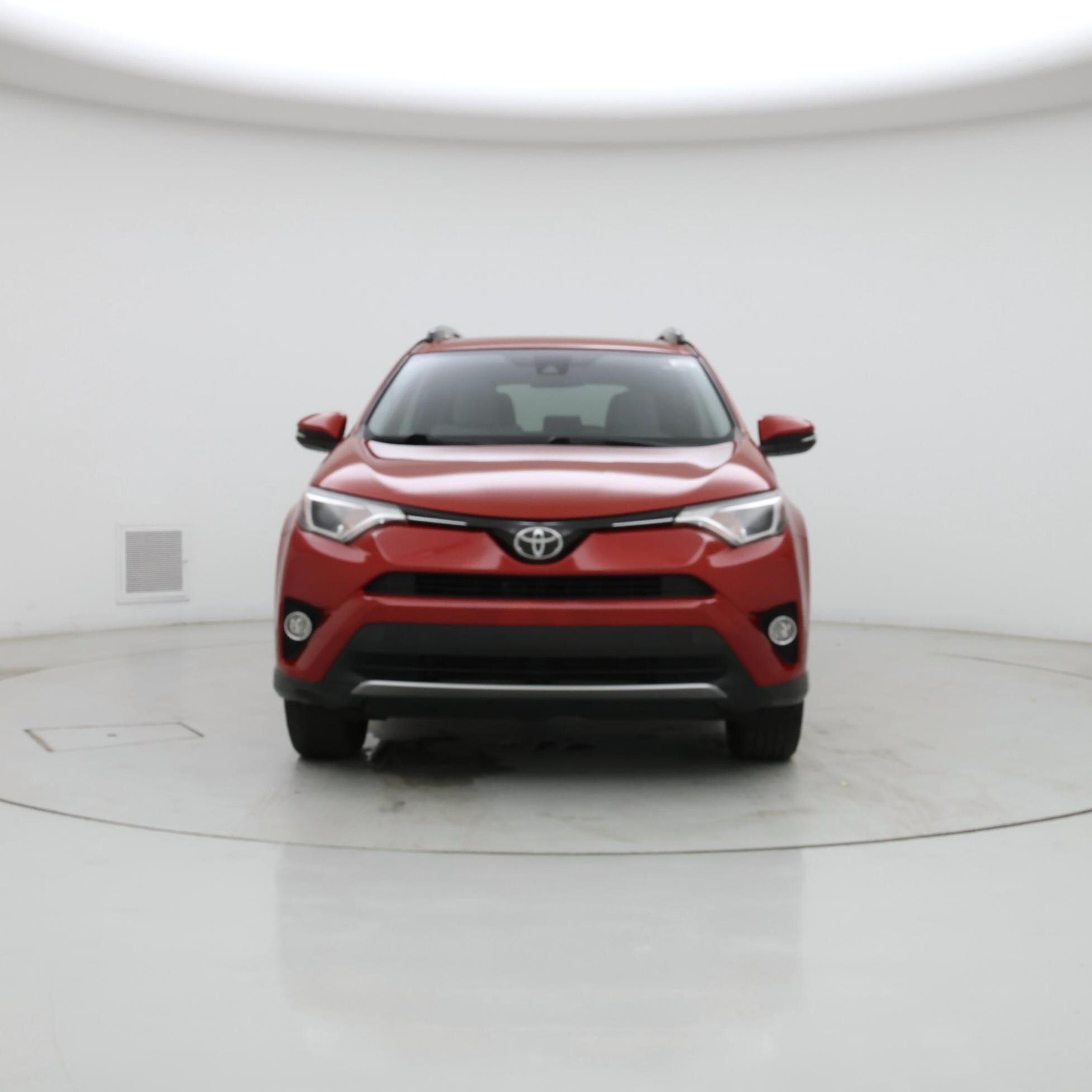 Thumbnail: 2017 Toyota RAV4 - 5