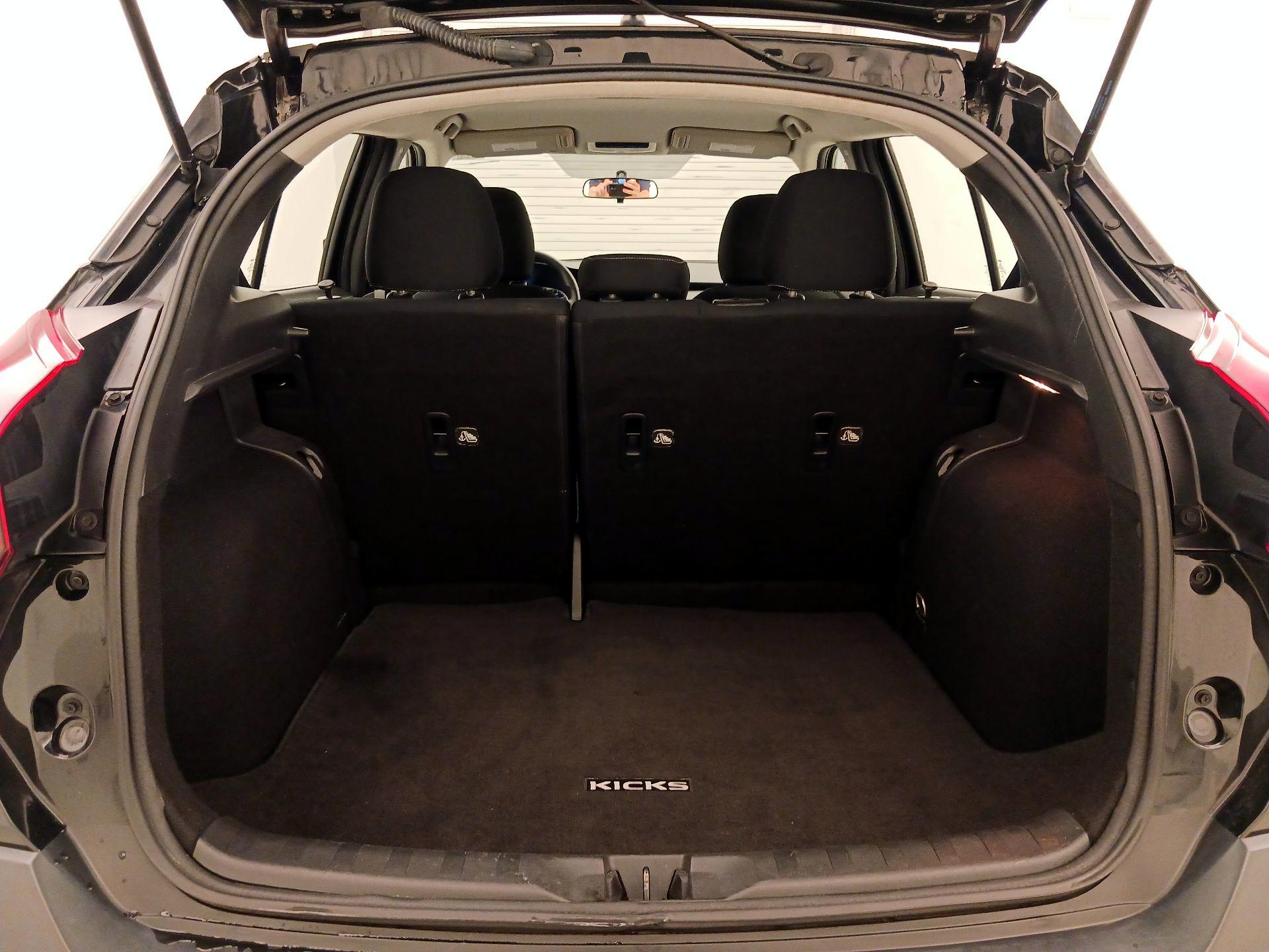 Thumbnail: 2018 Nissan Kicks - 20