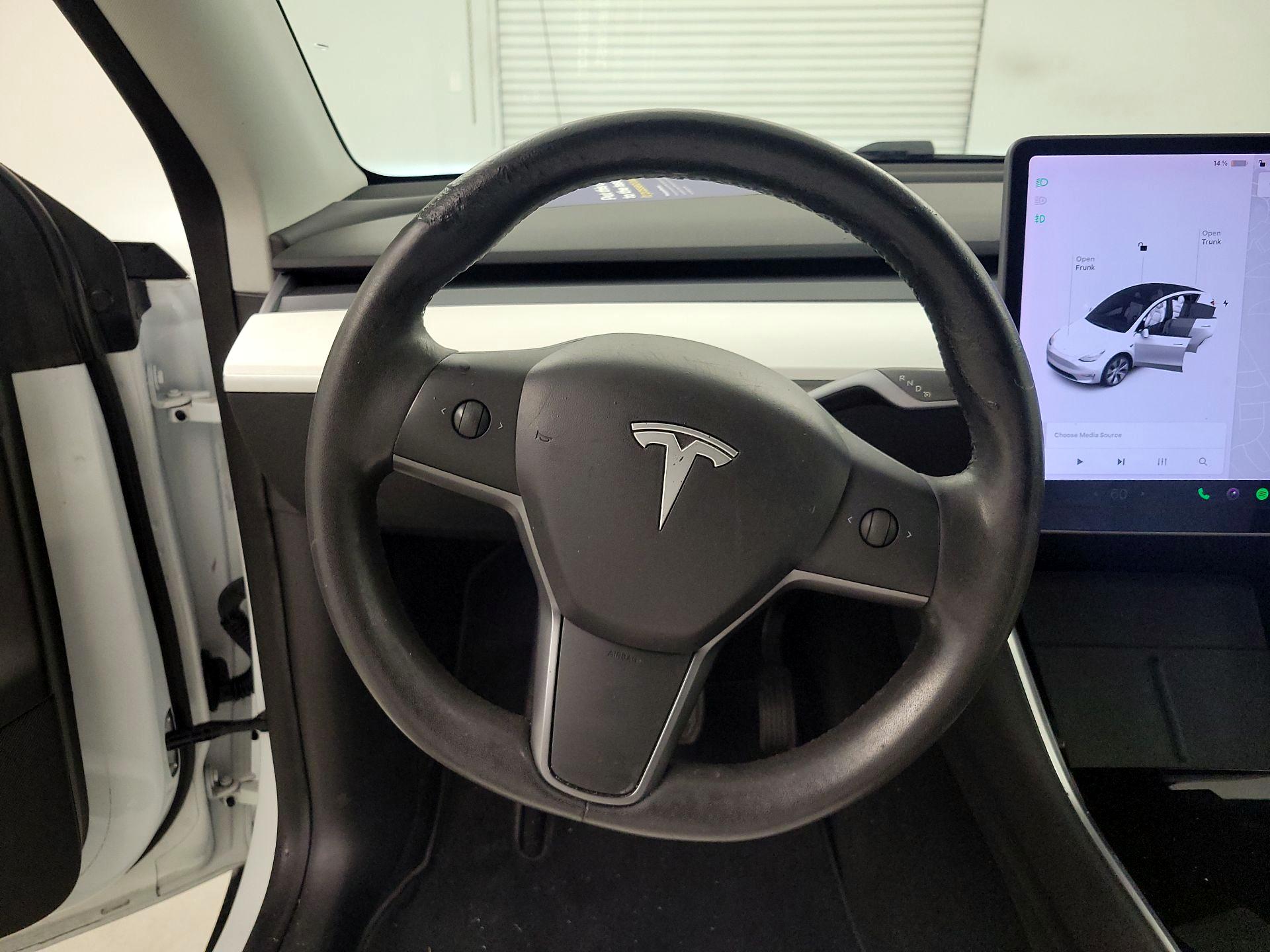 Thumbnail: 2020 Tesla Model Y - 10