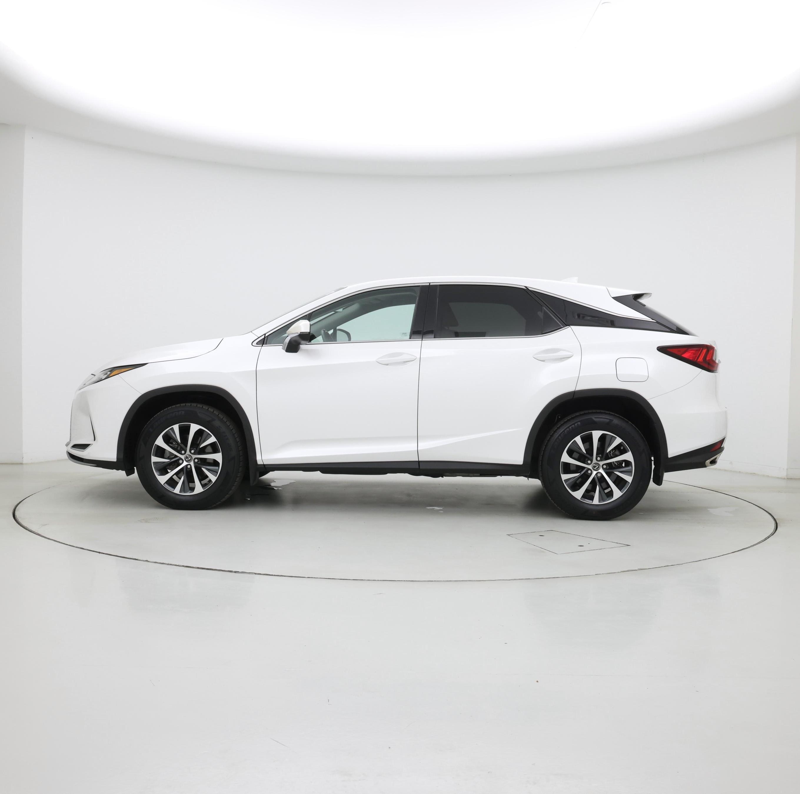 Thumbnail: 2022 Lexus RX - 3