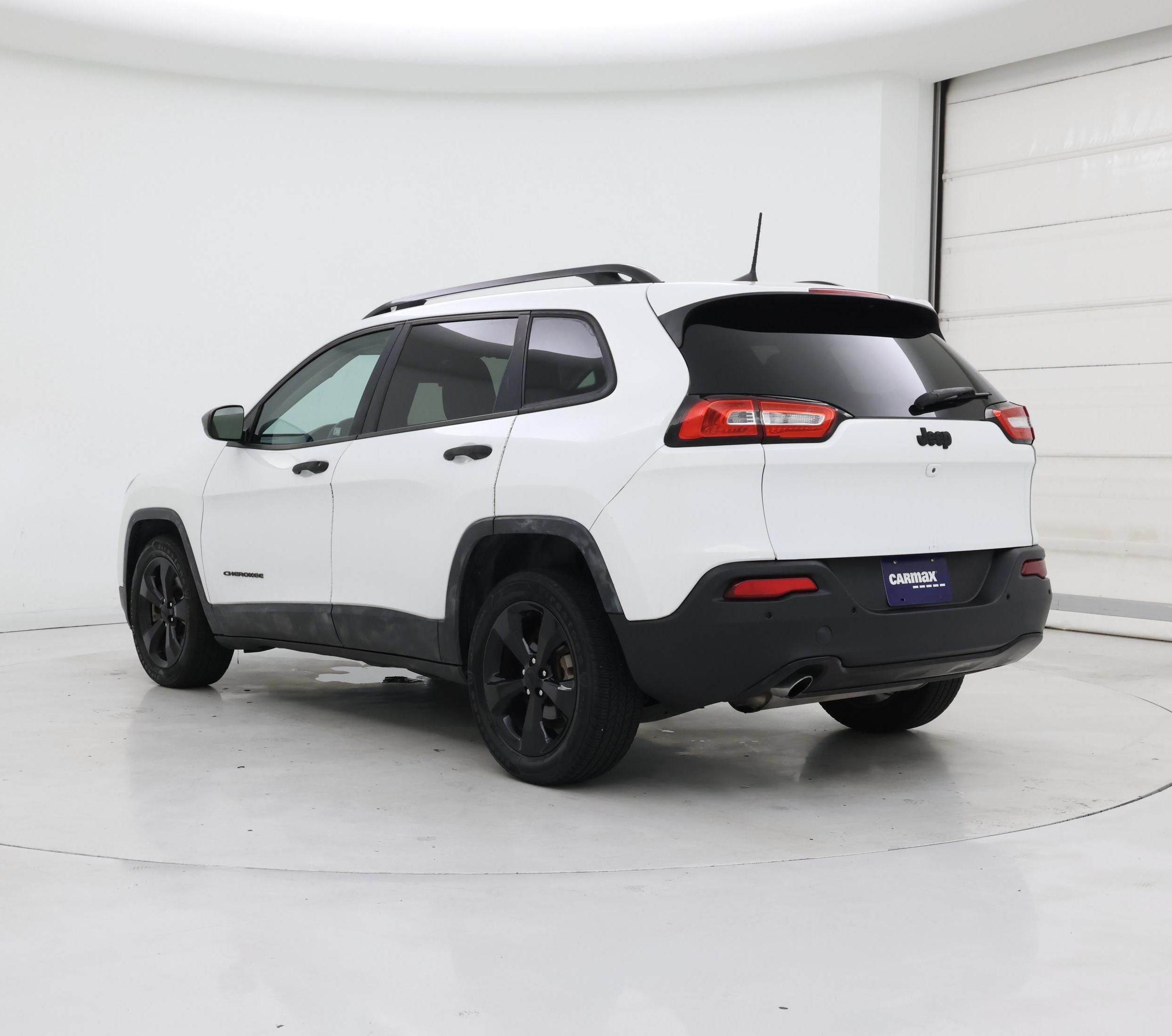 Thumbnail: 2016 Jeep Cherokee - 2