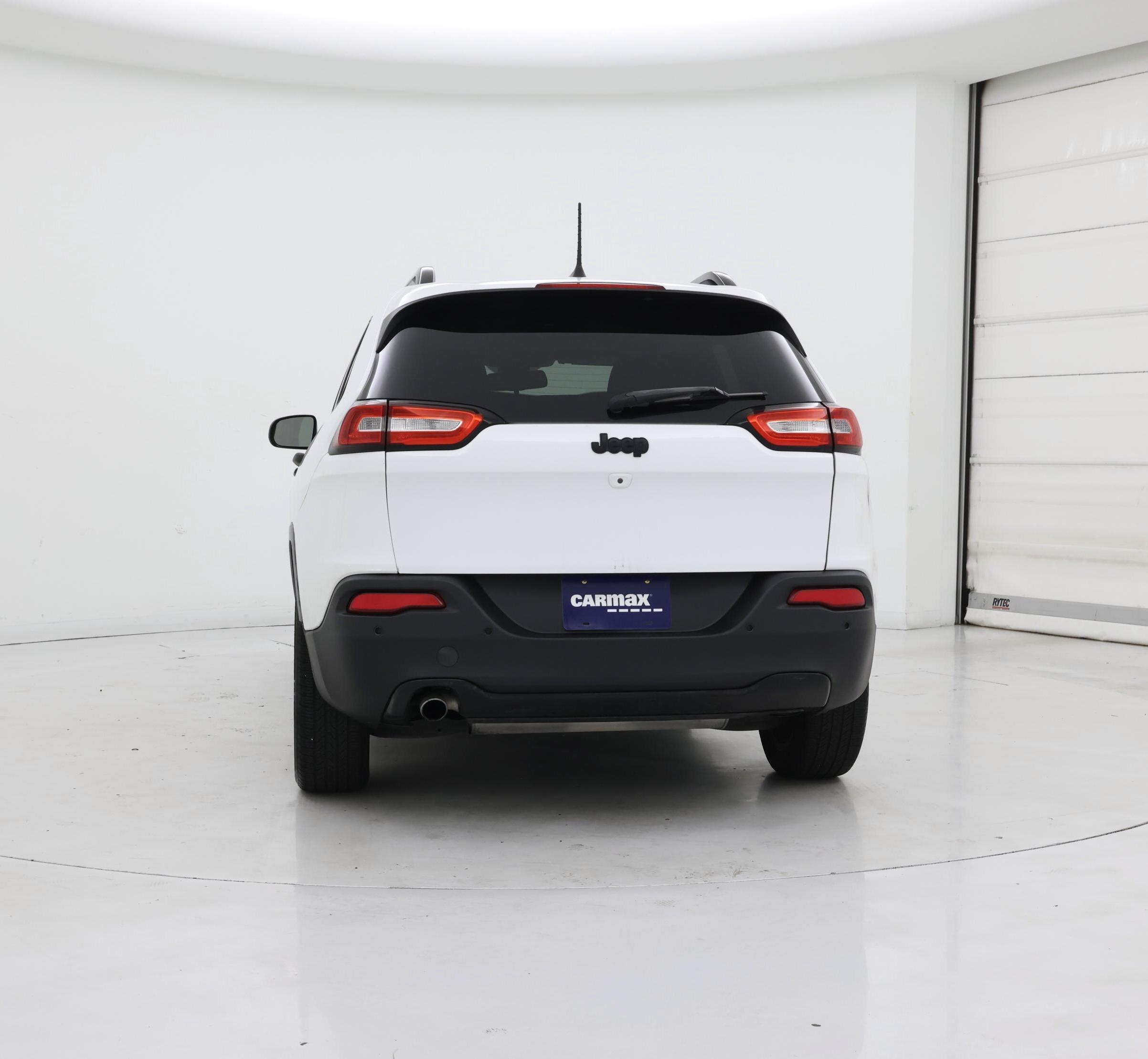 Thumbnail: 2016 Jeep Cherokee - 6