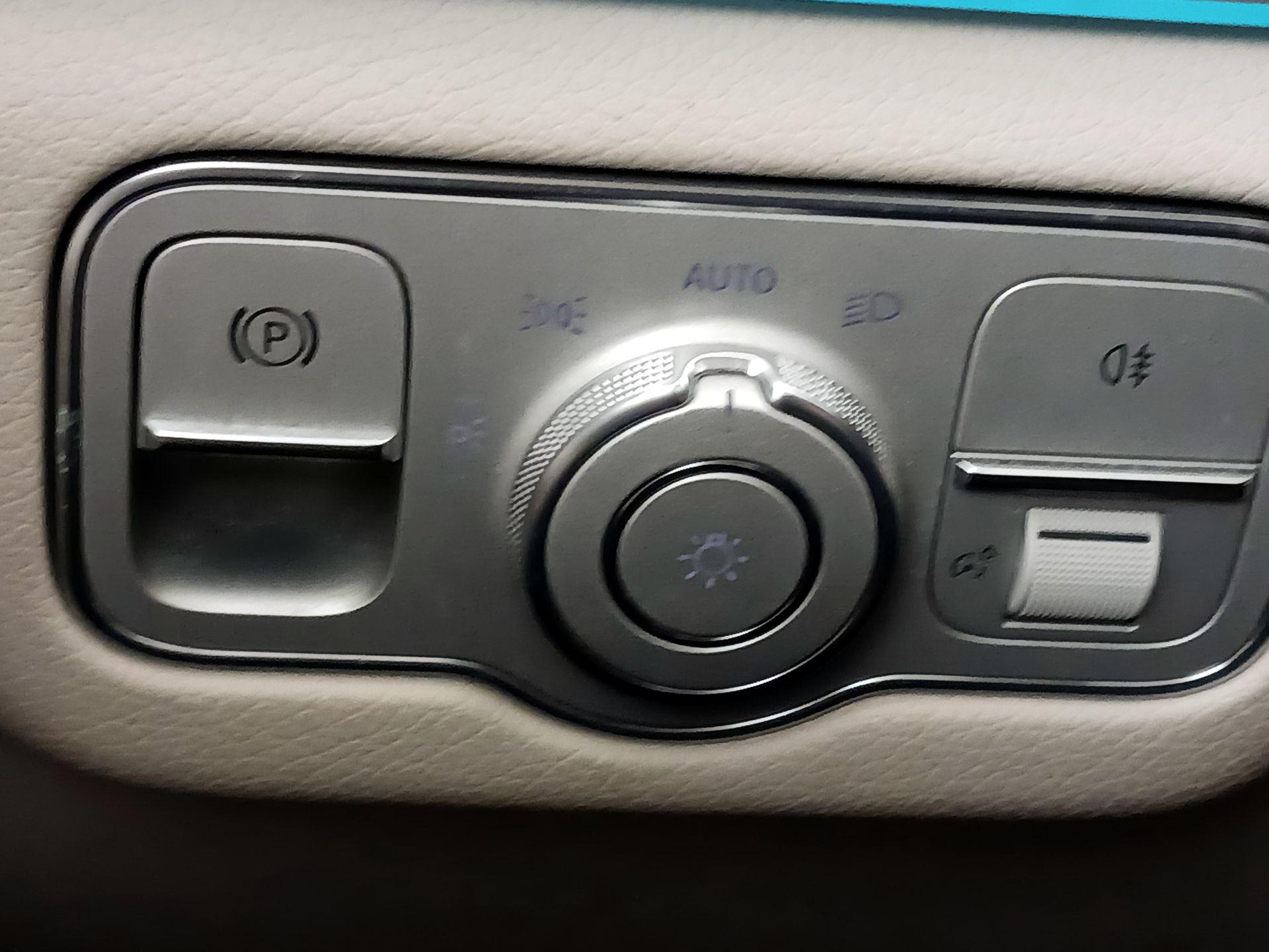 Thumbnail: 2020 Mercedes-Benz GLS - 13