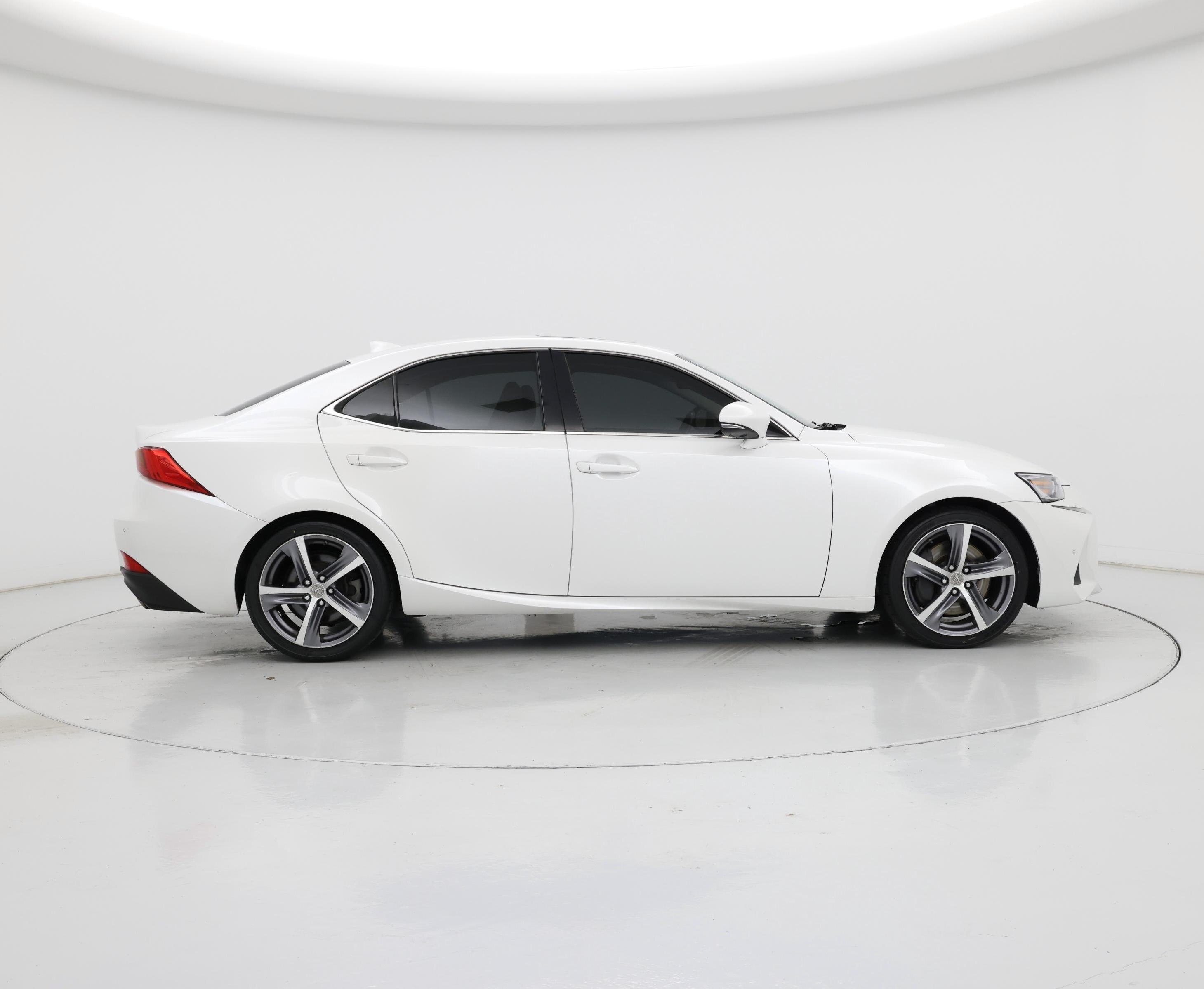 Thumbnail: 2017 Lexus IS - 7