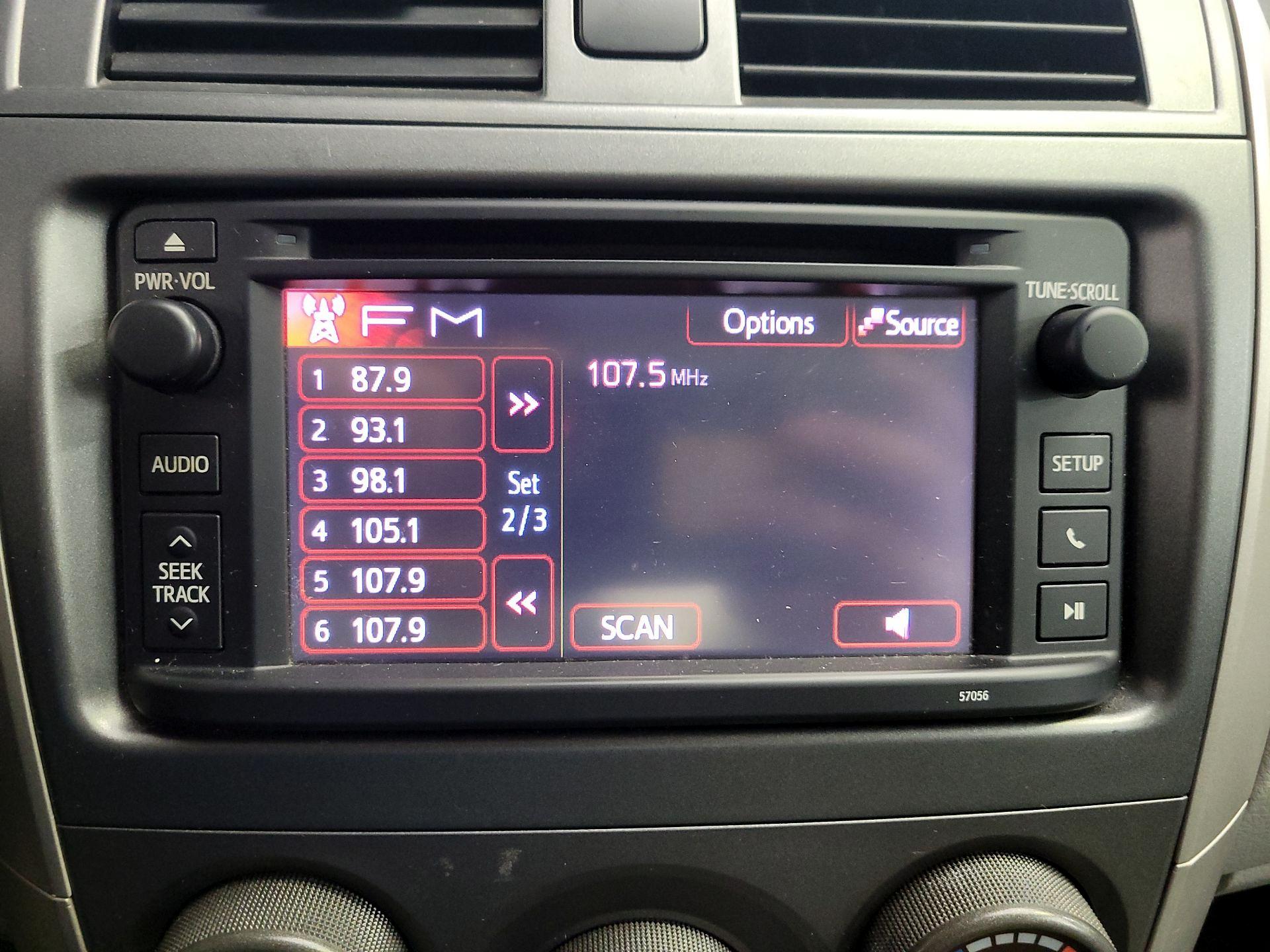 Thumbnail: 2013 Toyota Corolla - 14