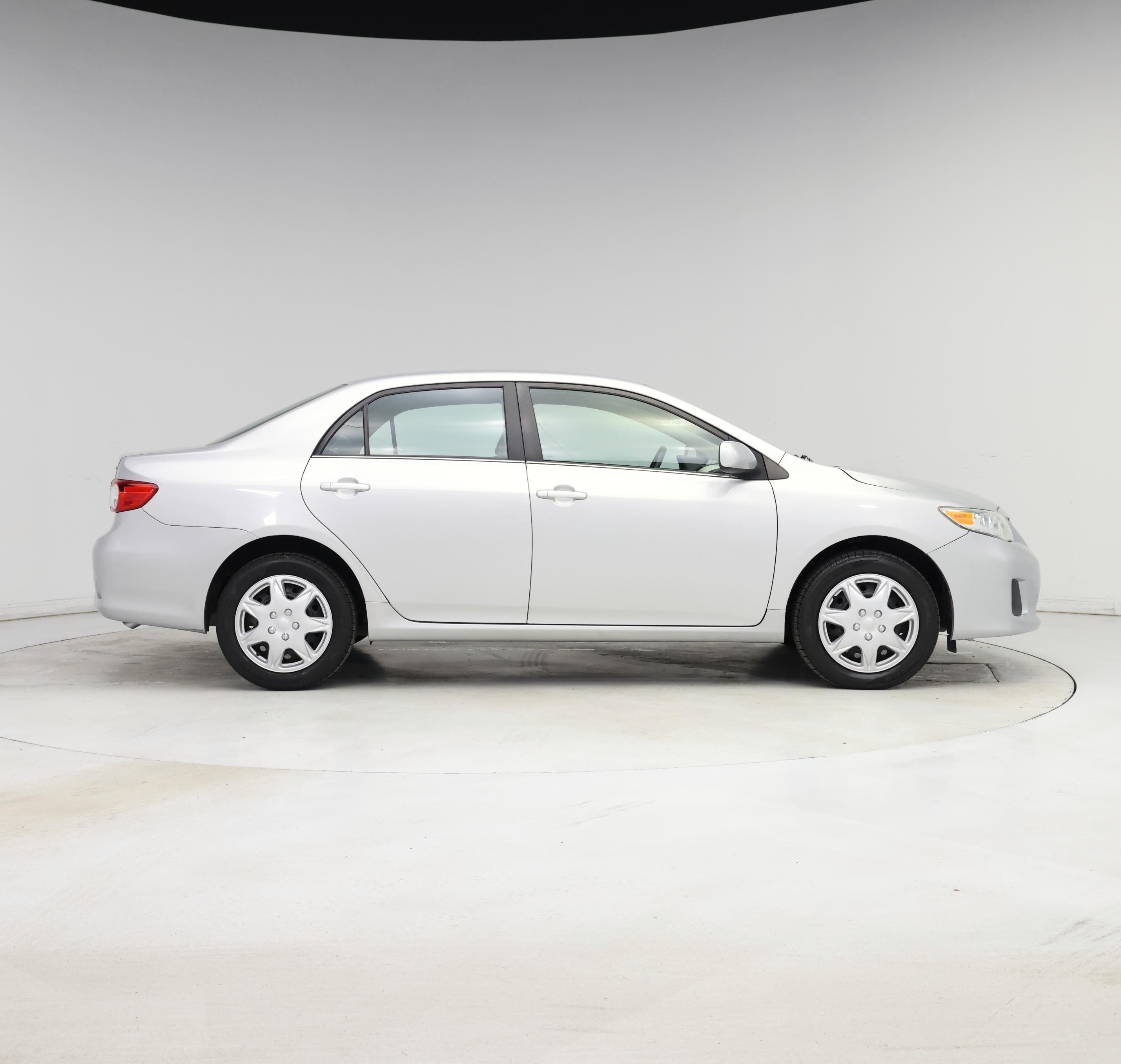 Thumbnail: 2013 Toyota Corolla - 7