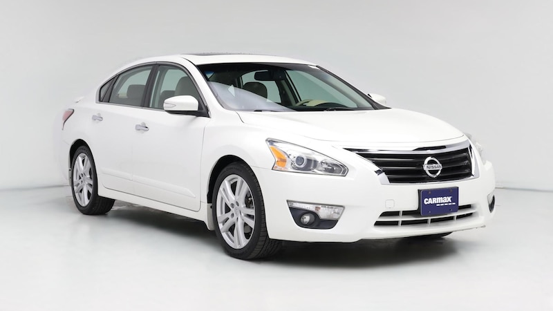 2014 Nissan Altima SL Hero Image