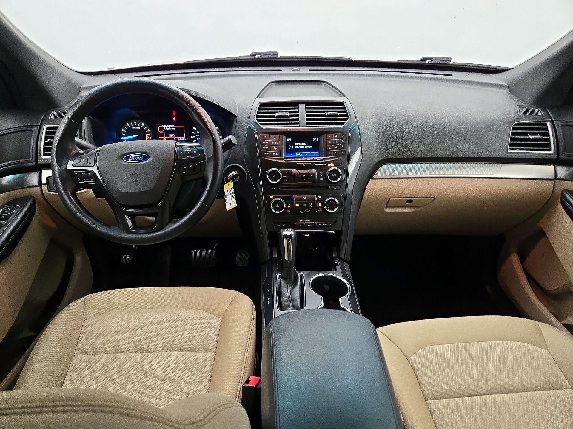 Thumbnail: 2017 Ford Explorer - 9