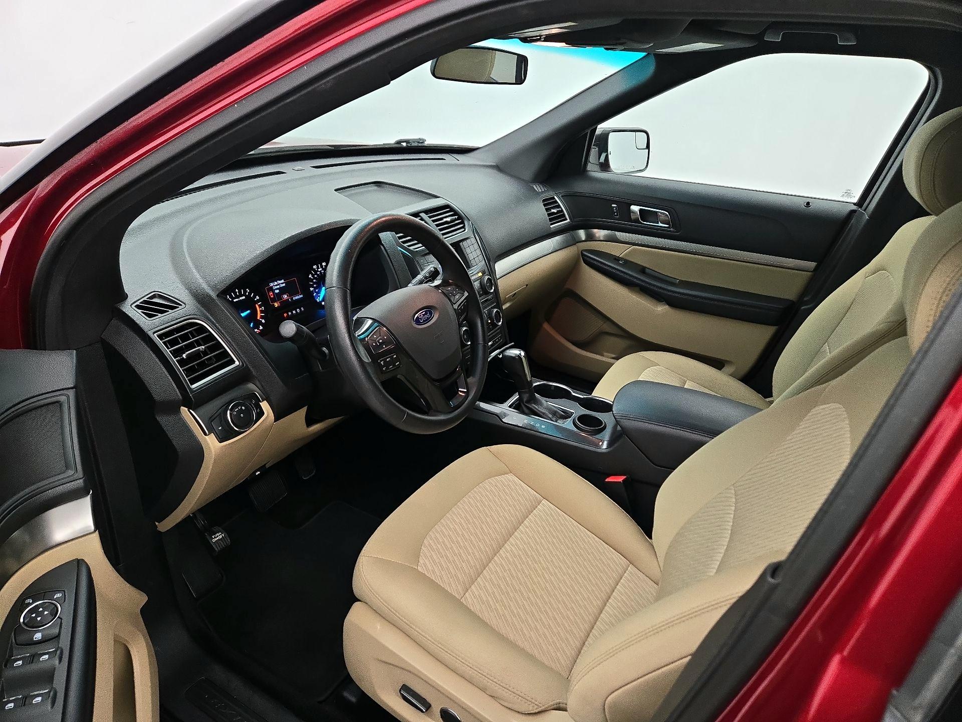 Thumbnail: 2017 Ford Explorer - 11