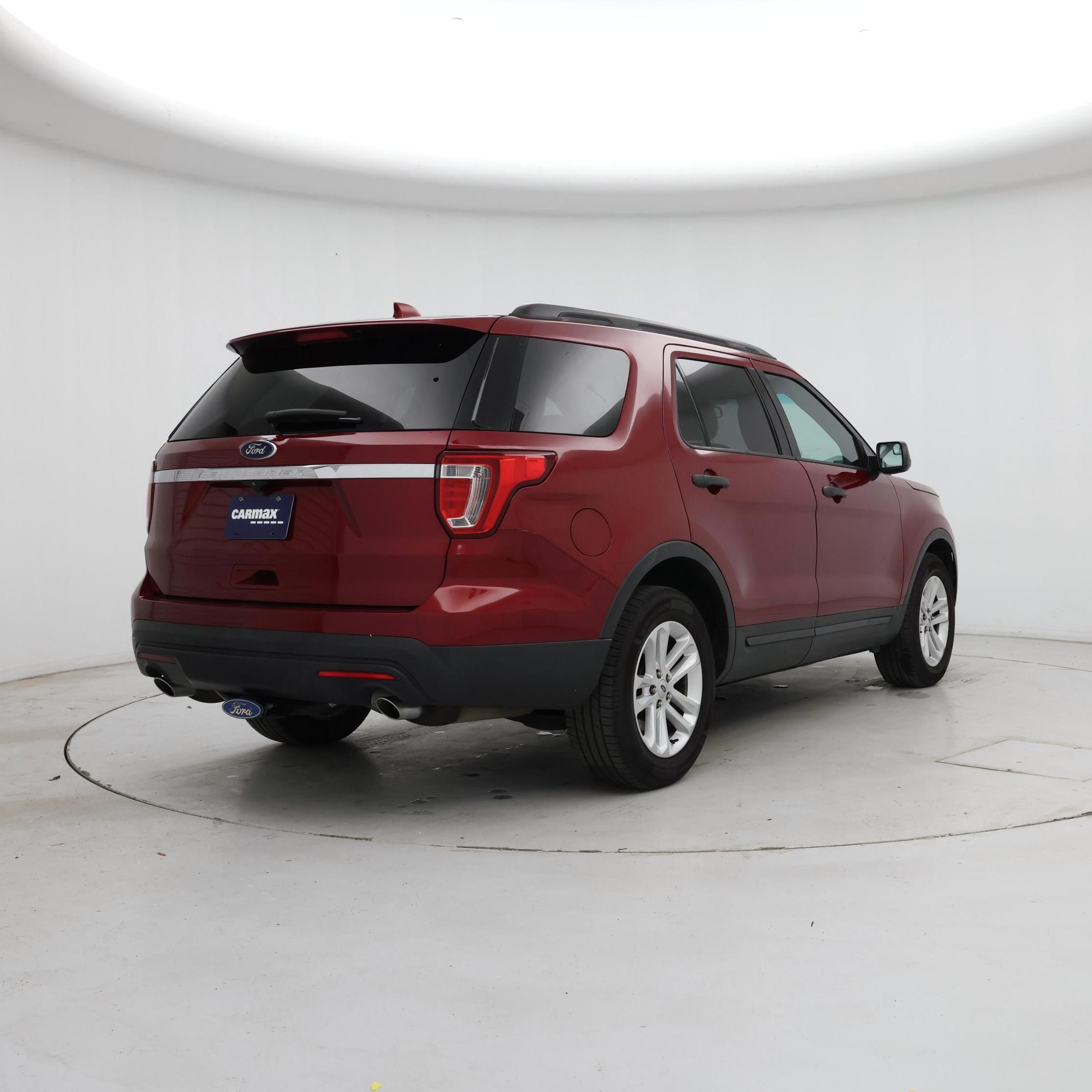 Thumbnail: 2017 Ford Explorer - 8