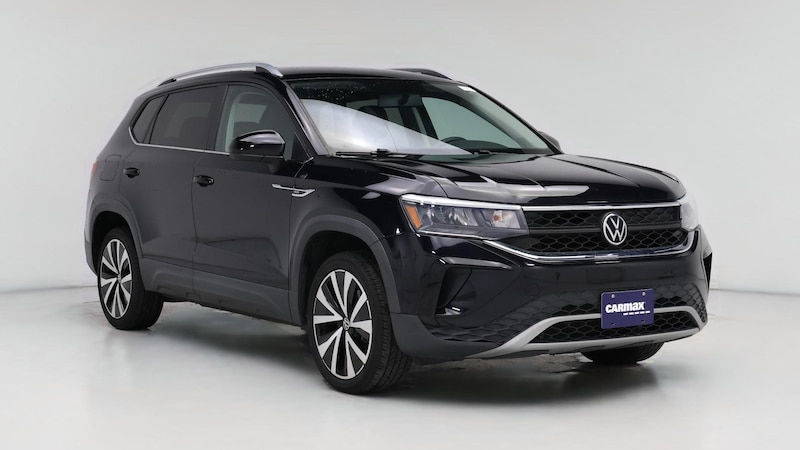 2022 Volkswagen Taos SE Hero Image