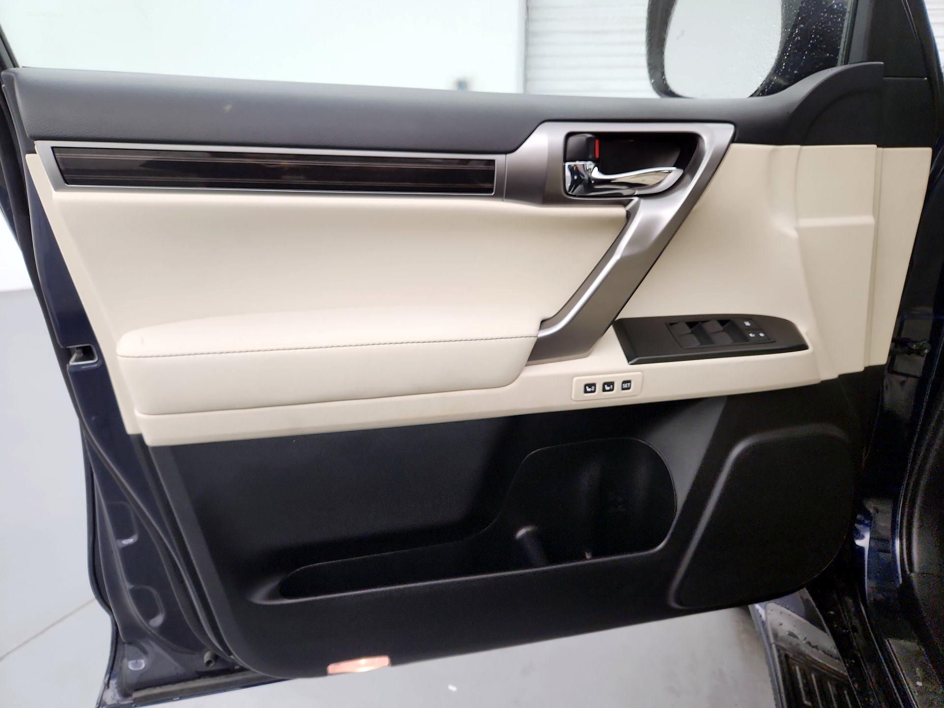 Thumbnail: 2023 Lexus GX - 12