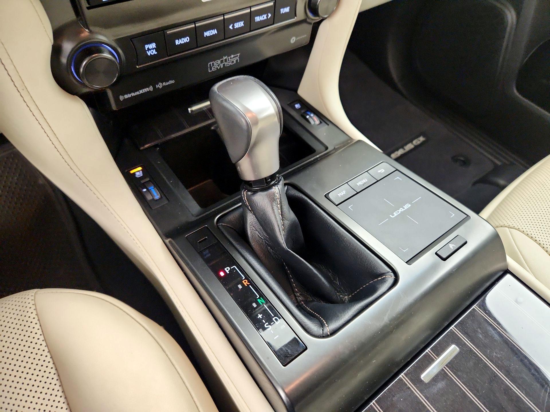 Thumbnail: 2023 Lexus GX - 18